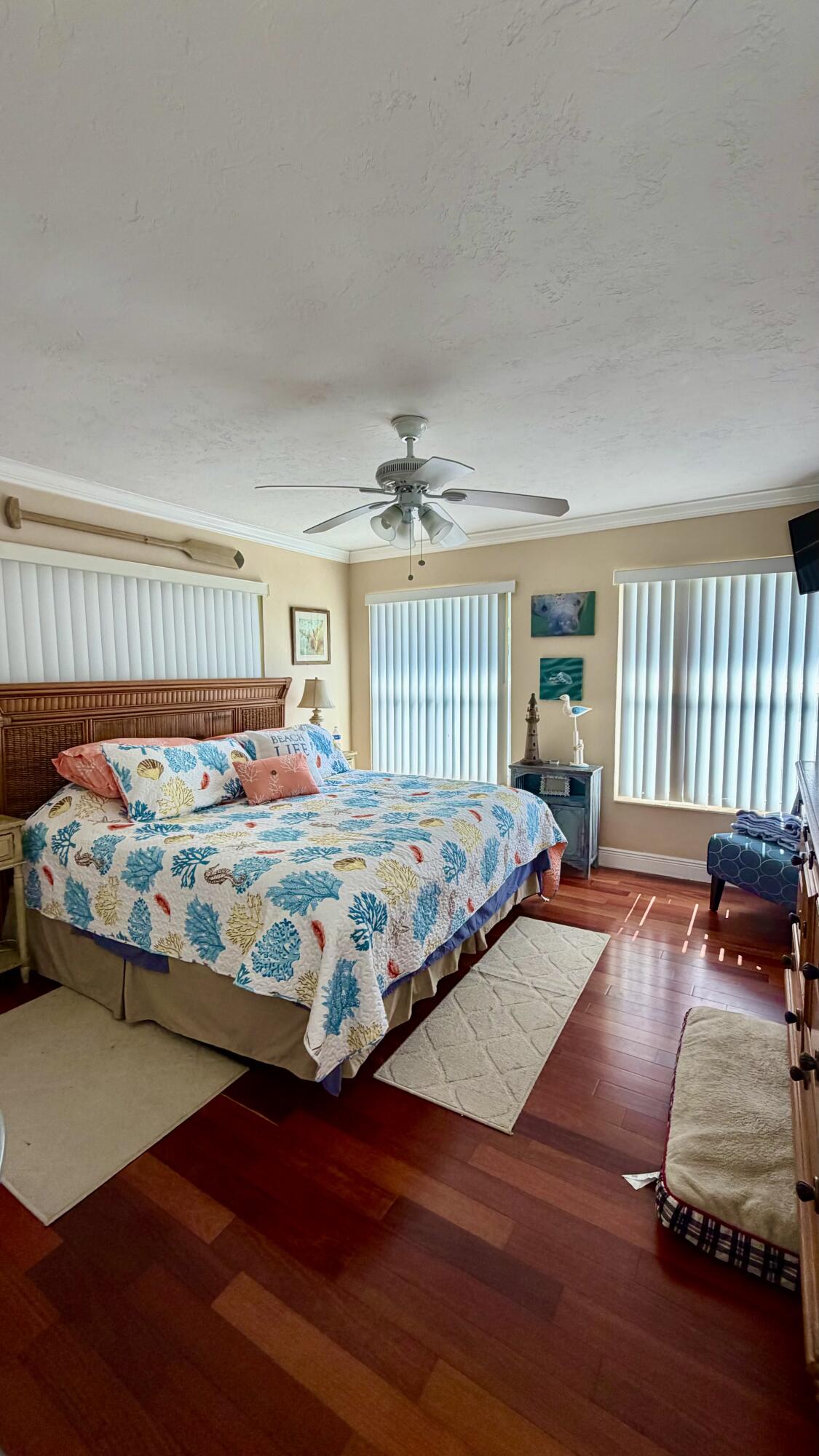 140 S Bay Harbor Drive Property Photo 30