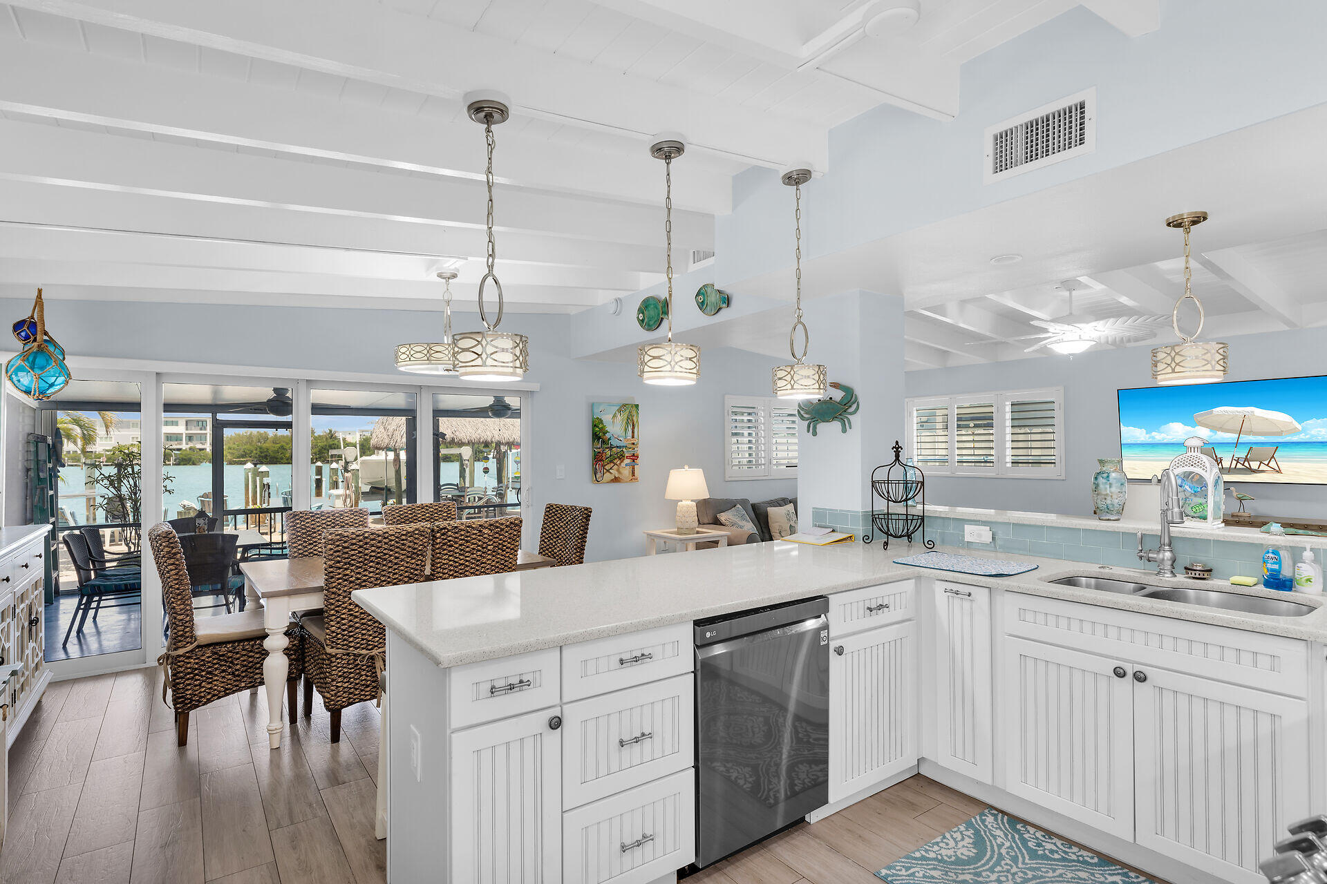 8 Sadowski Property Photo 10