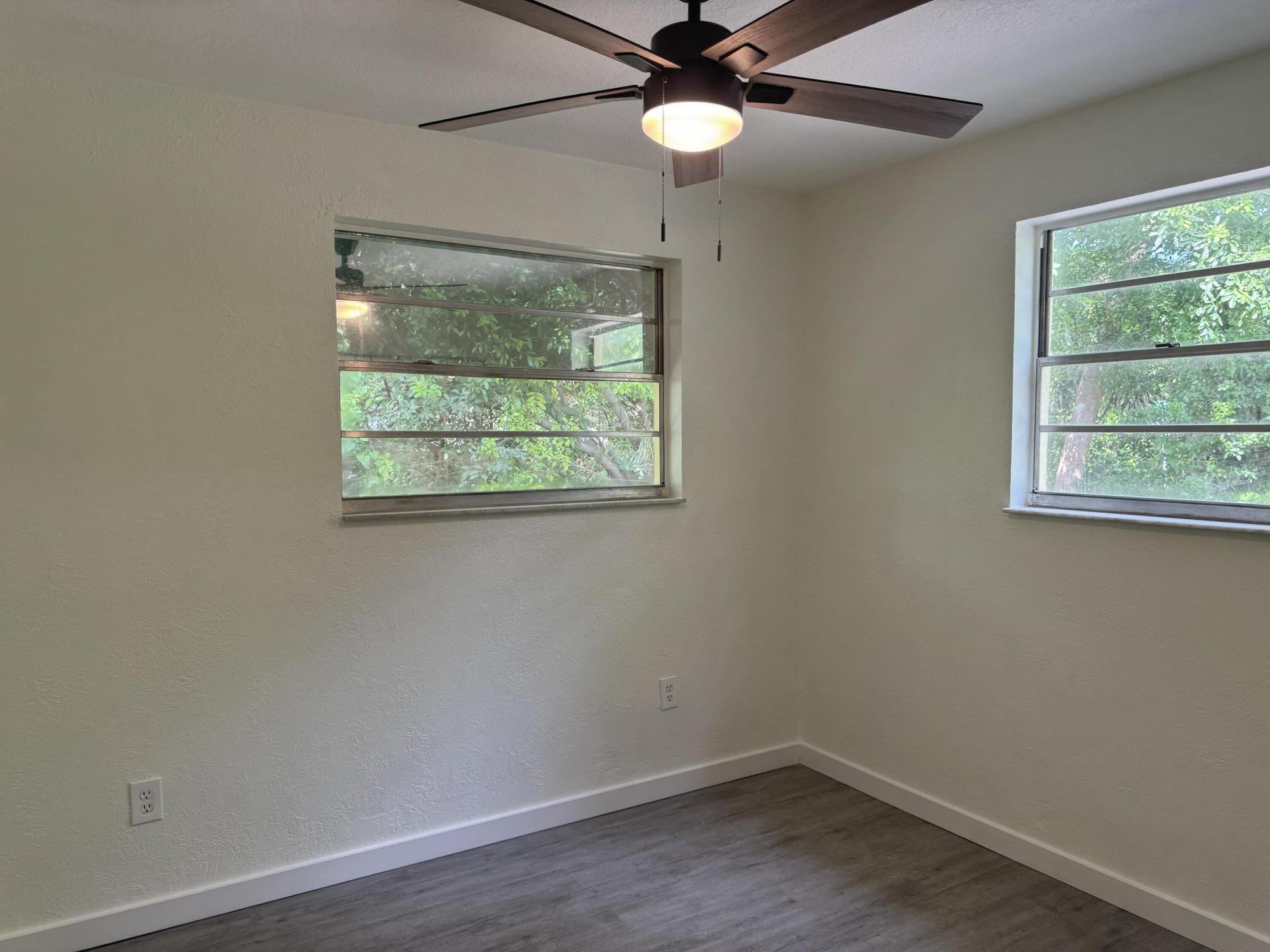 220 W Indies Road Property Photo 14