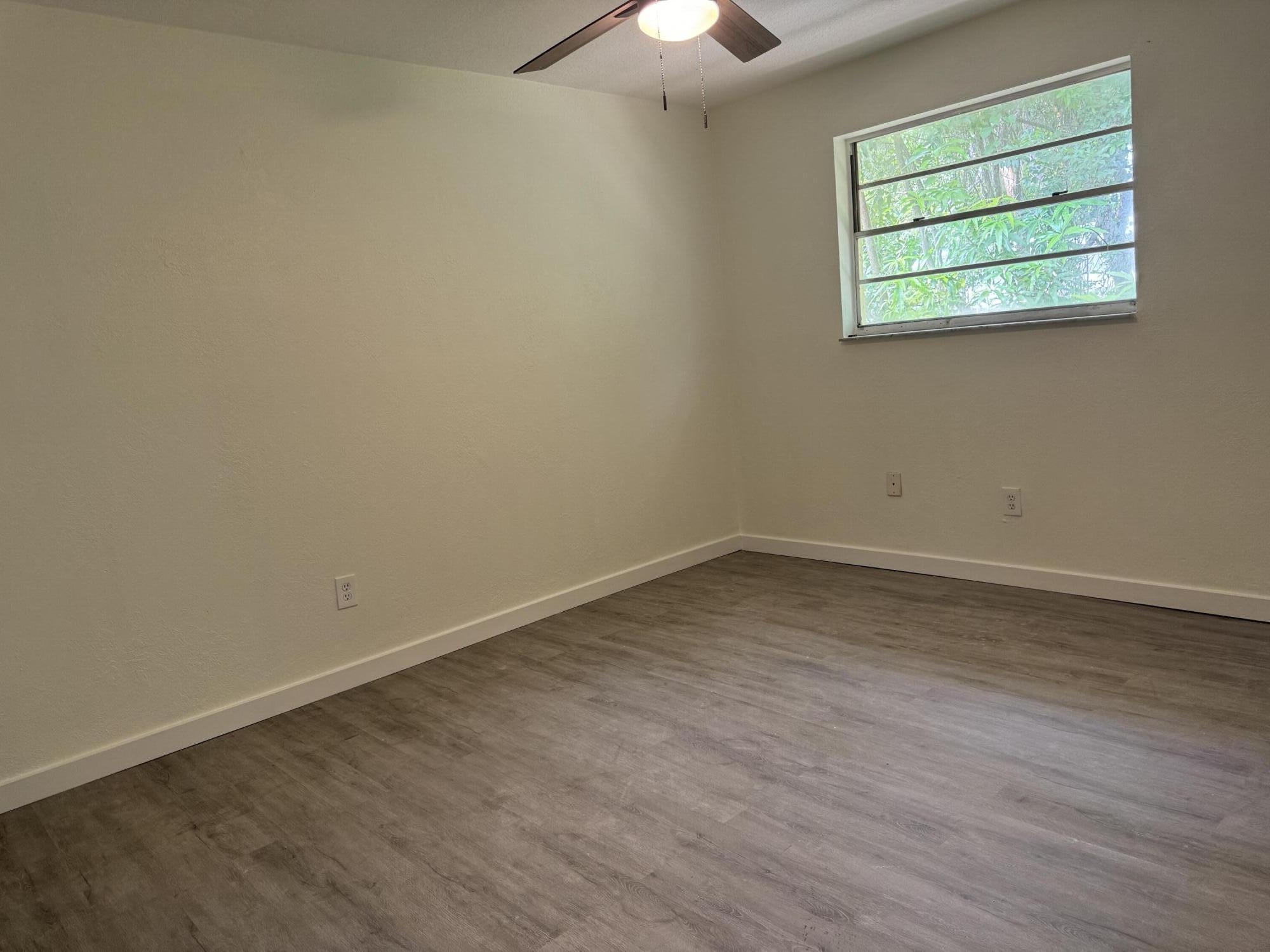 220 W Indies Road Property Photo 15