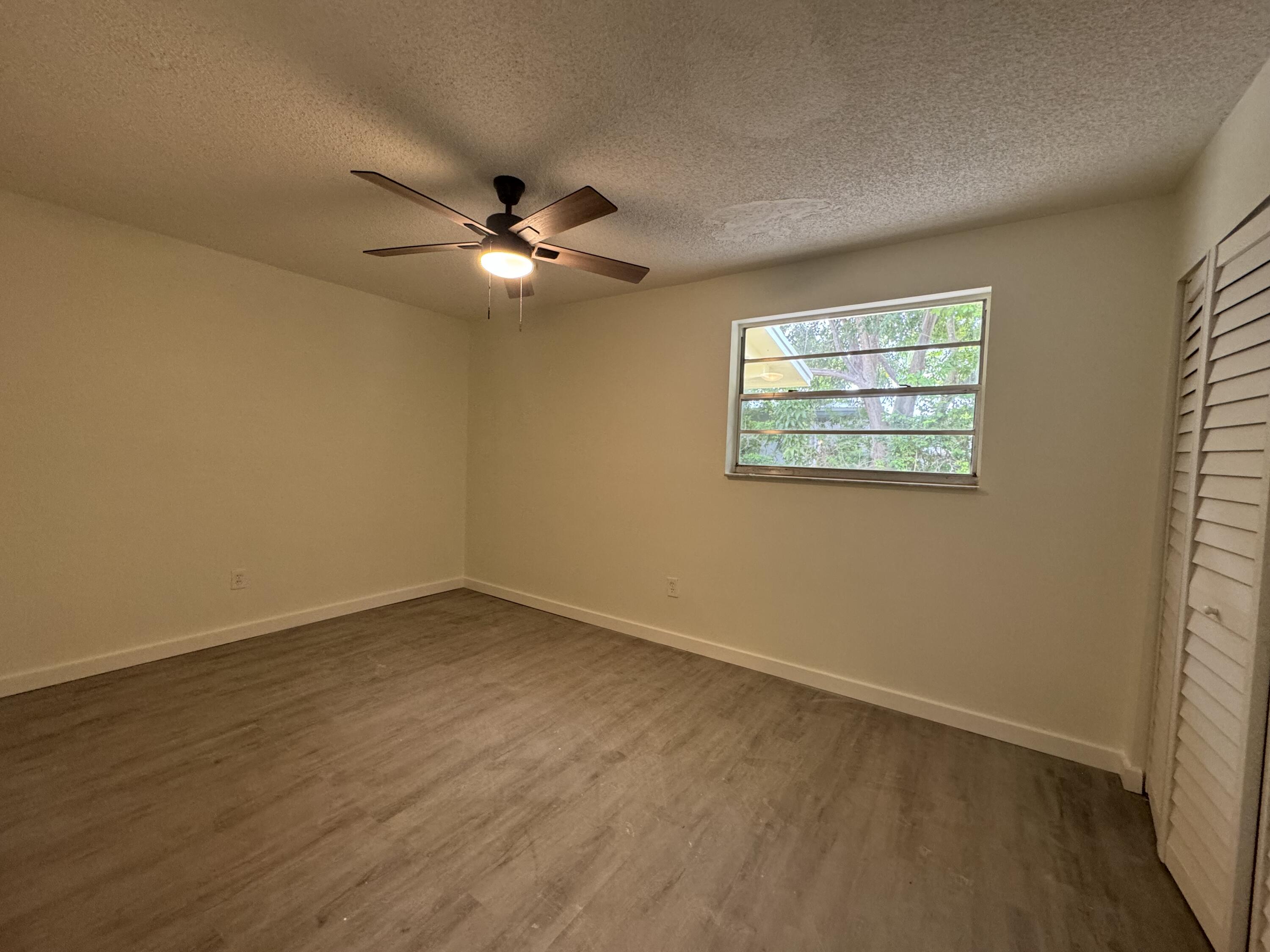 220 W Indies Road Property Photo 25