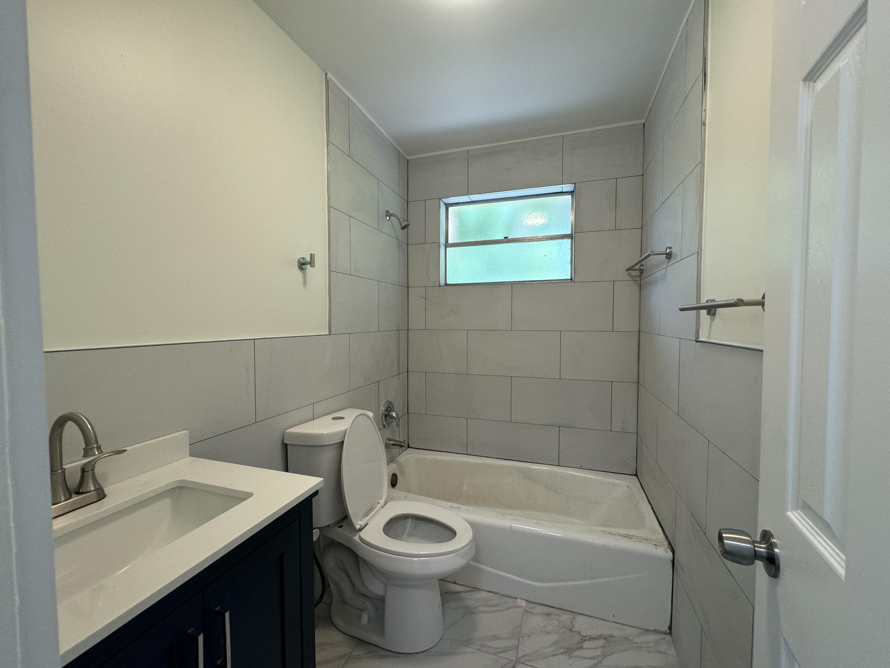 220 W Indies Road Property Photo 26