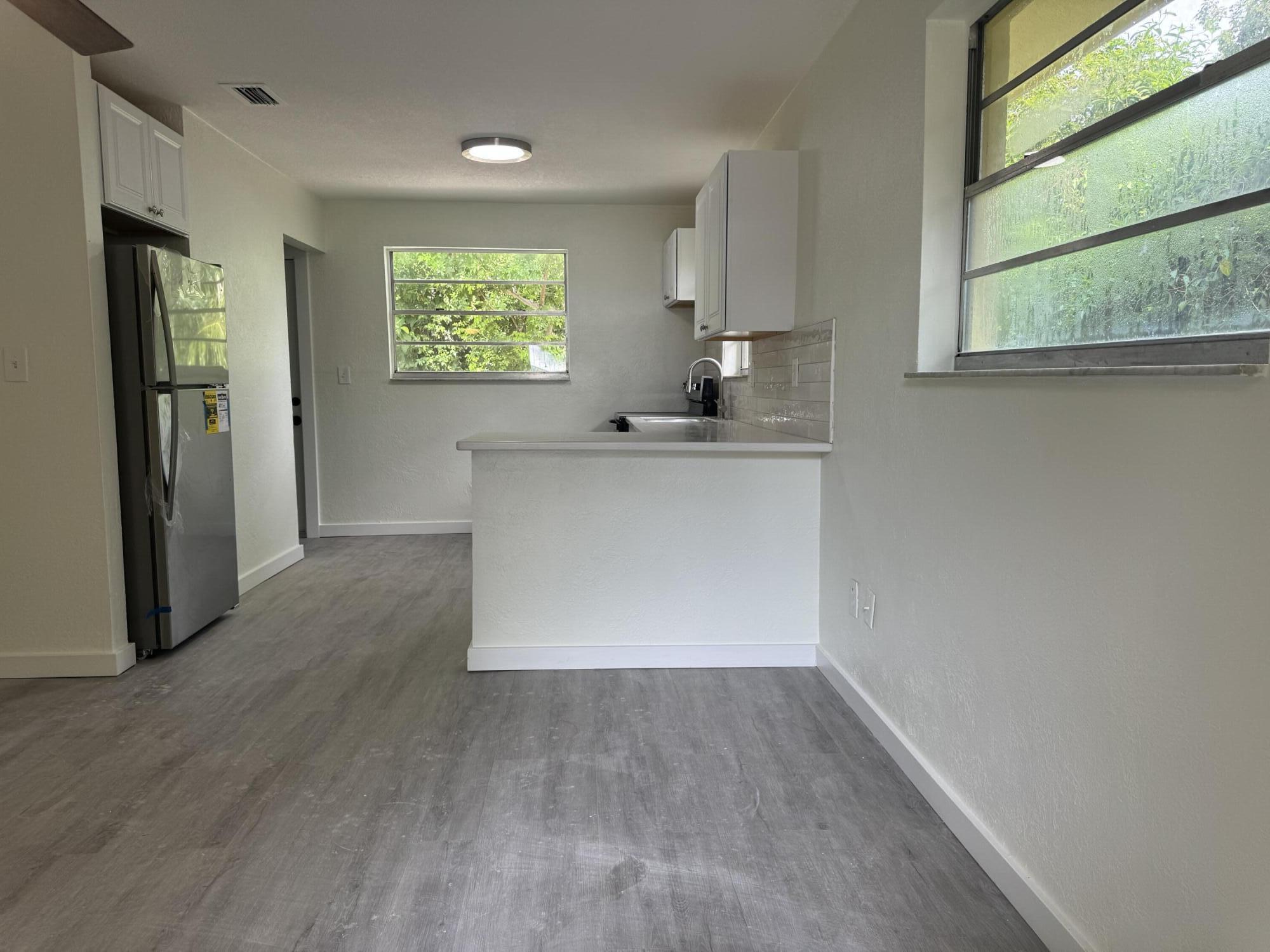 220 W Indies Road Property Photo 28