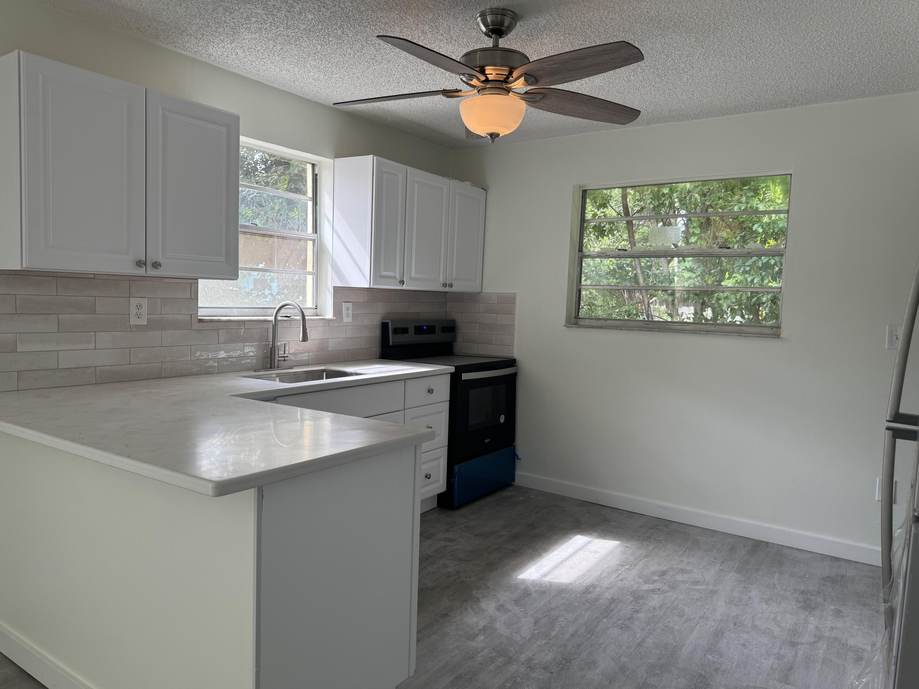 220 W Indies Road Property Photo 31