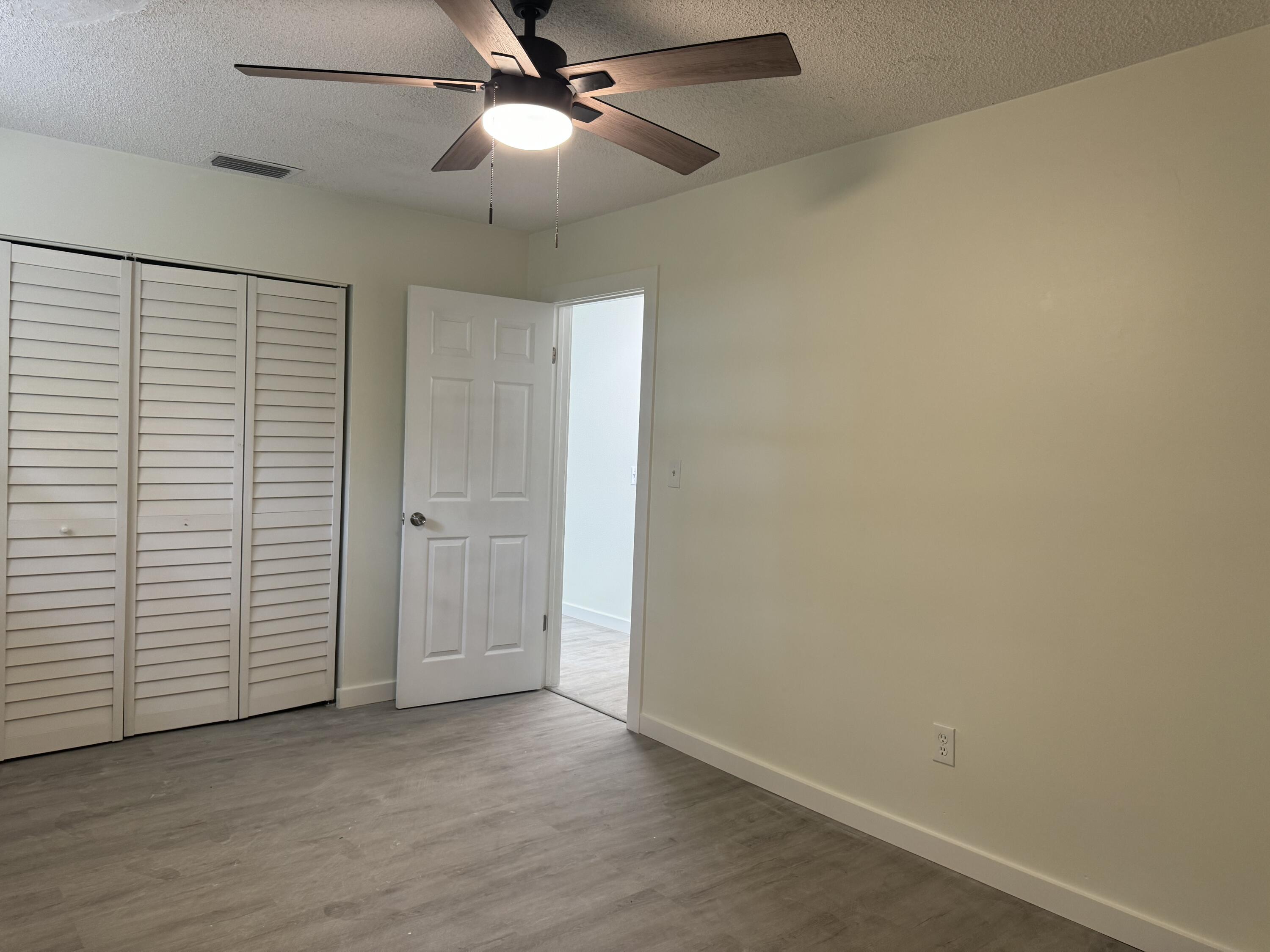220 W Indies Road Property Photo 32
