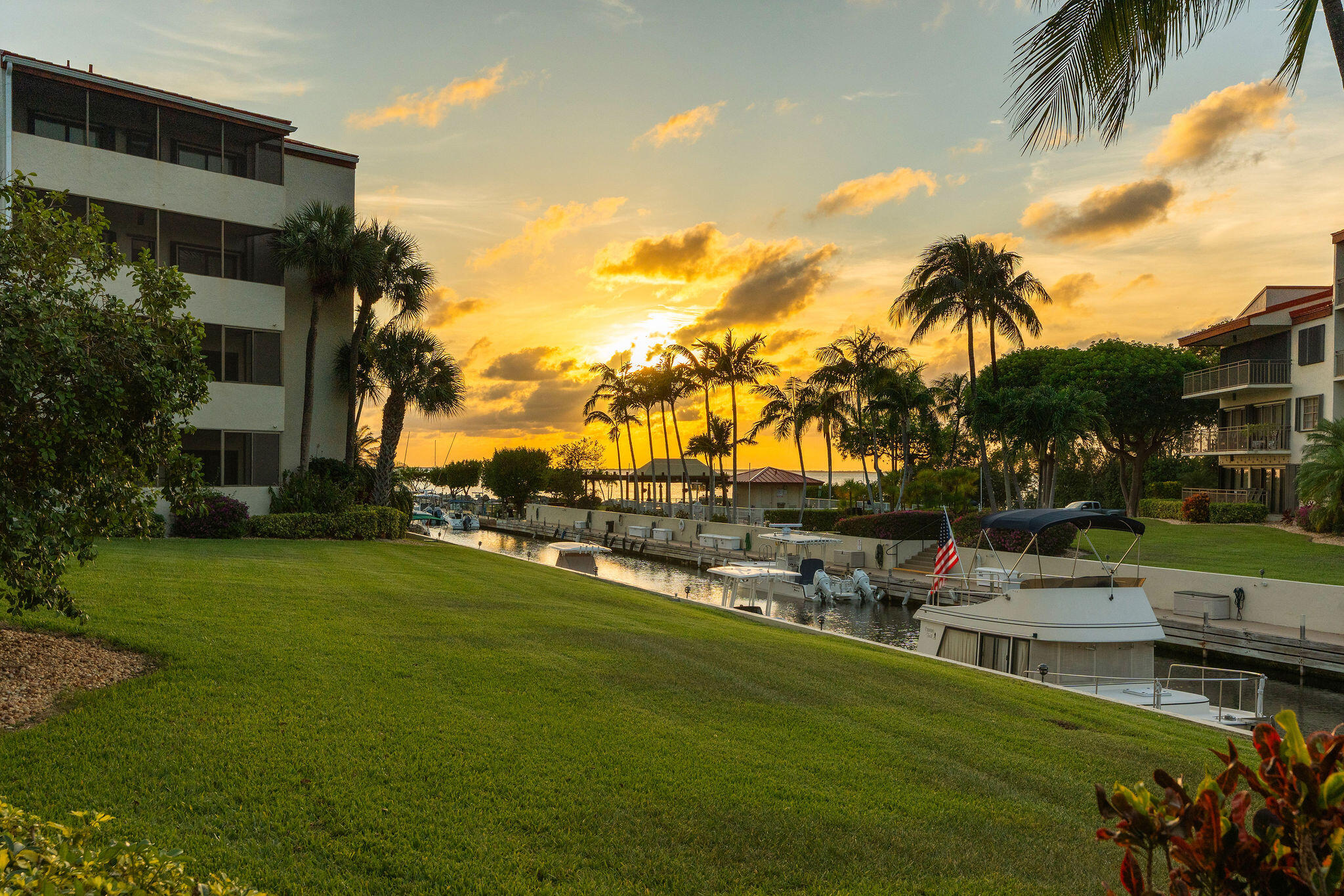 104500 Overseas Highway B102 Property Photo 34