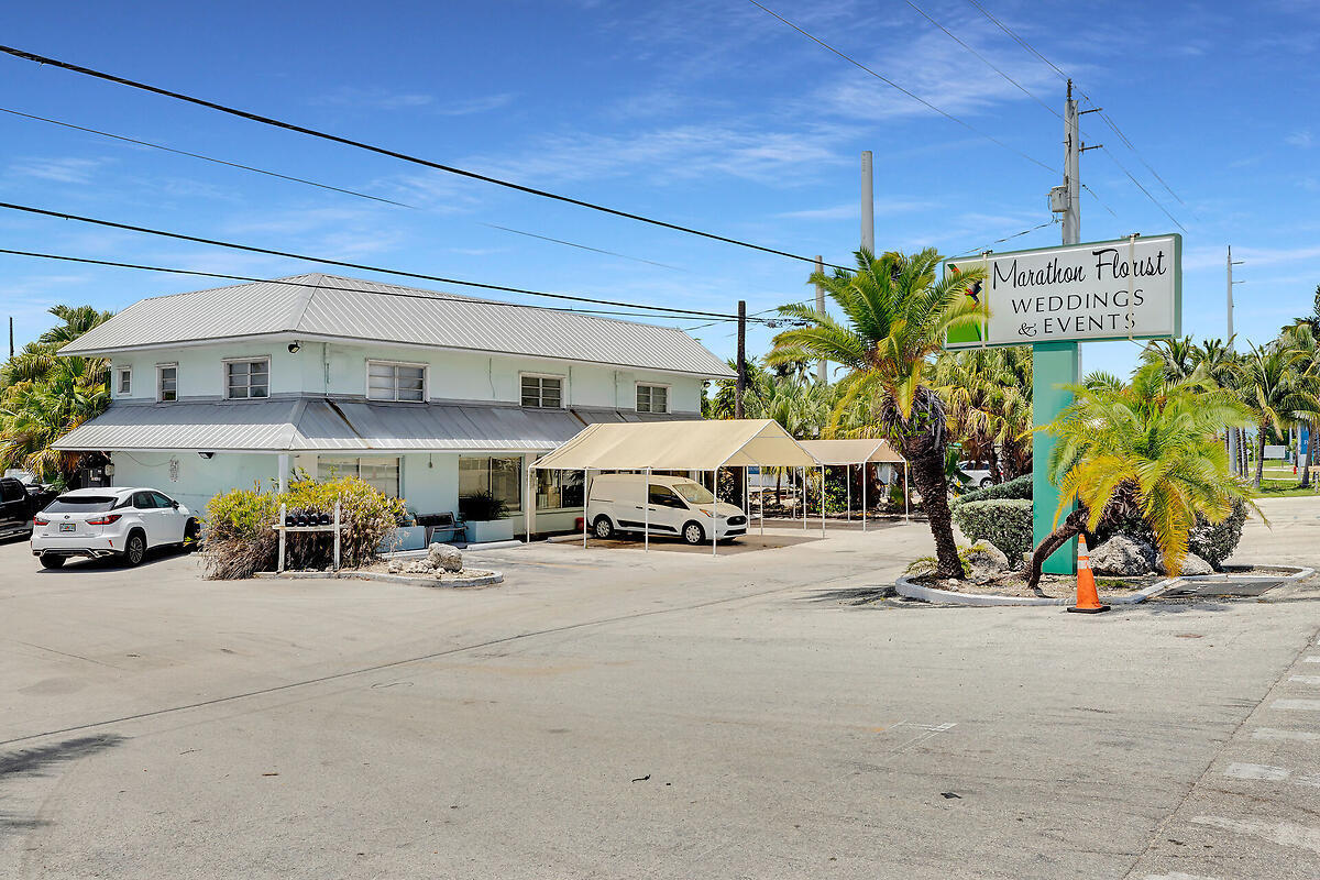 7070 Overseas Highway Property Photo 1