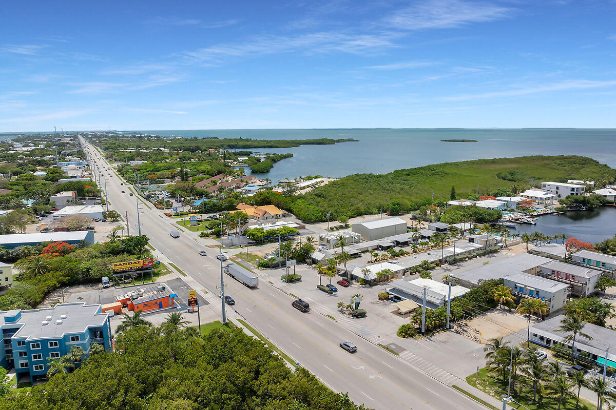 7070 Overseas Highway Property Photo 7