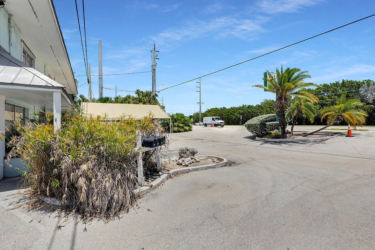 7070 Overseas Highway Property Photo 11