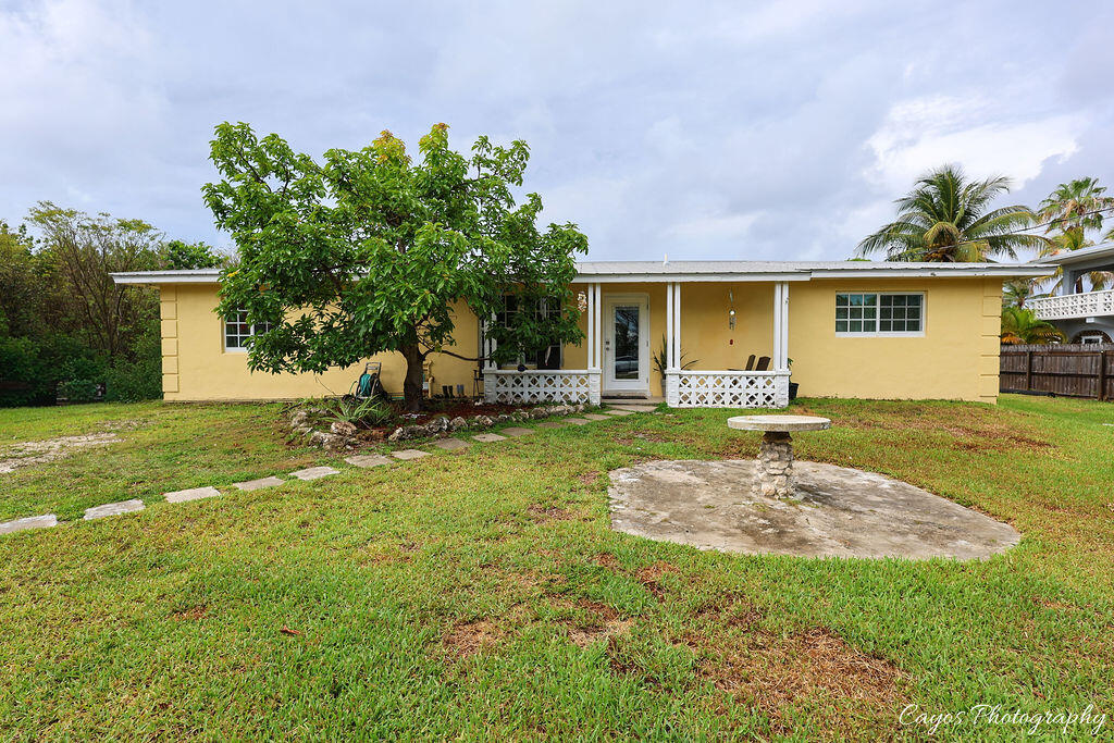 30525 Winifred Street Property Photo 5