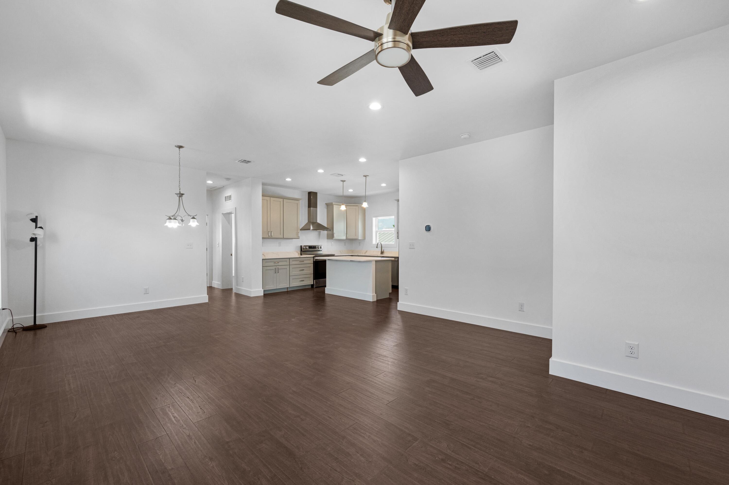 49g Miriam Street Property Photo 5