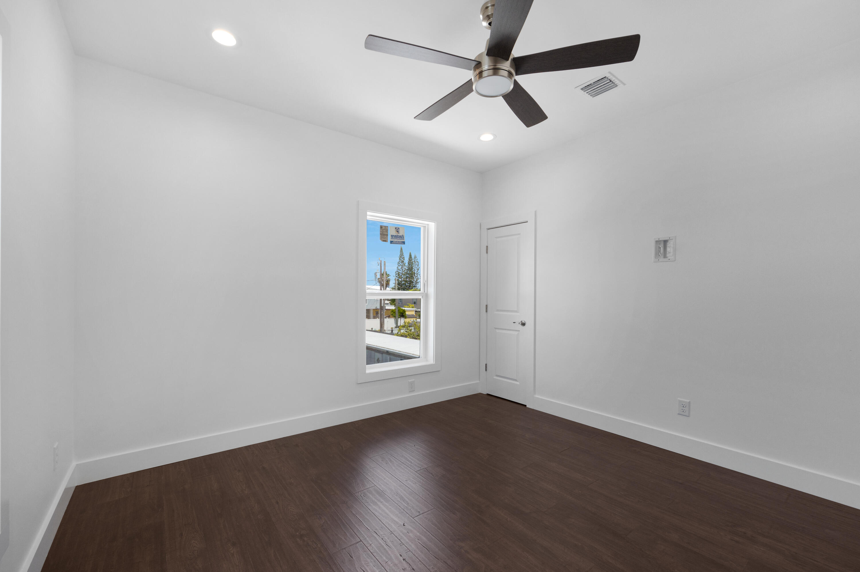 49g Miriam Street Property Photo 33