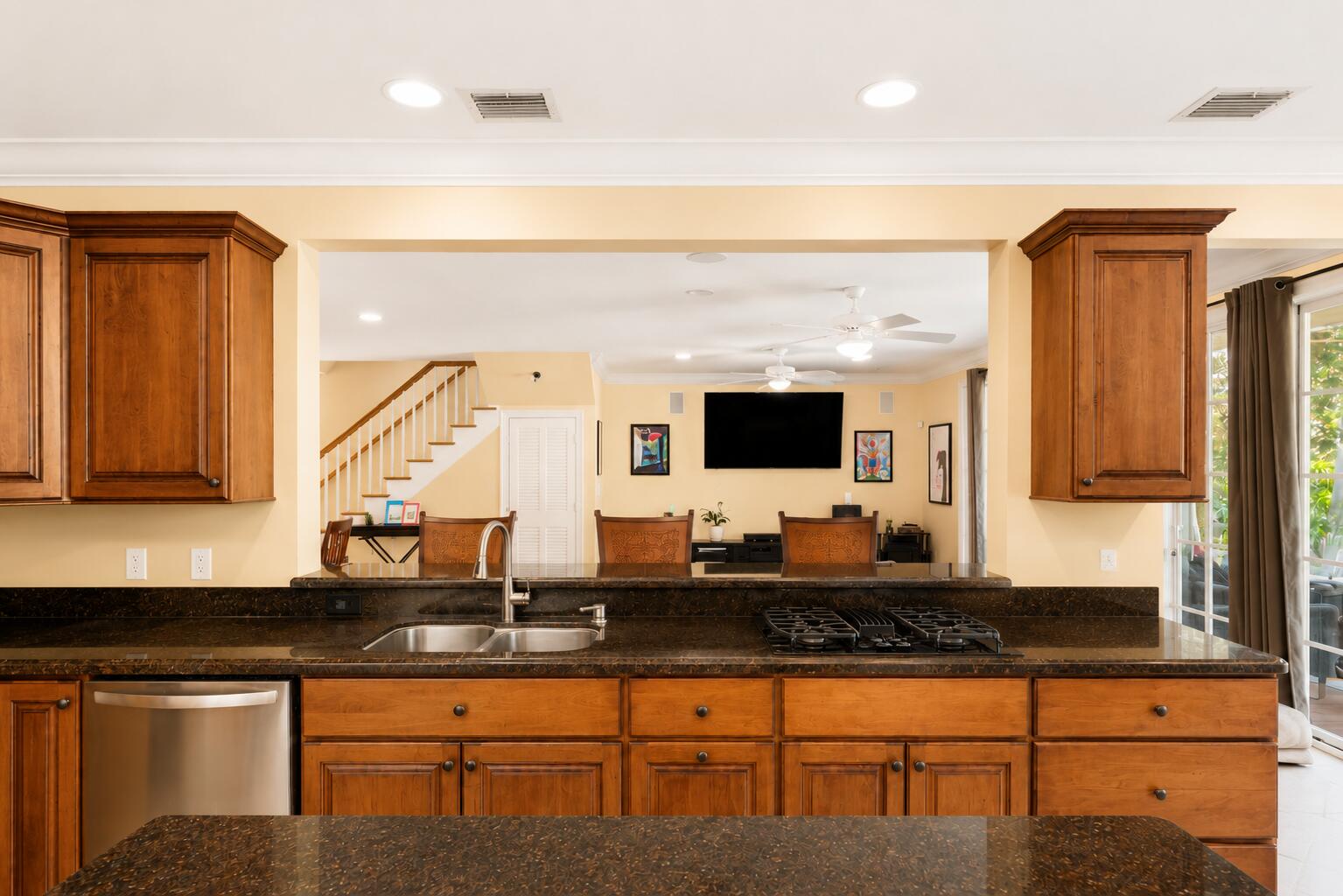 1030 Sandys Way Property Photo 5