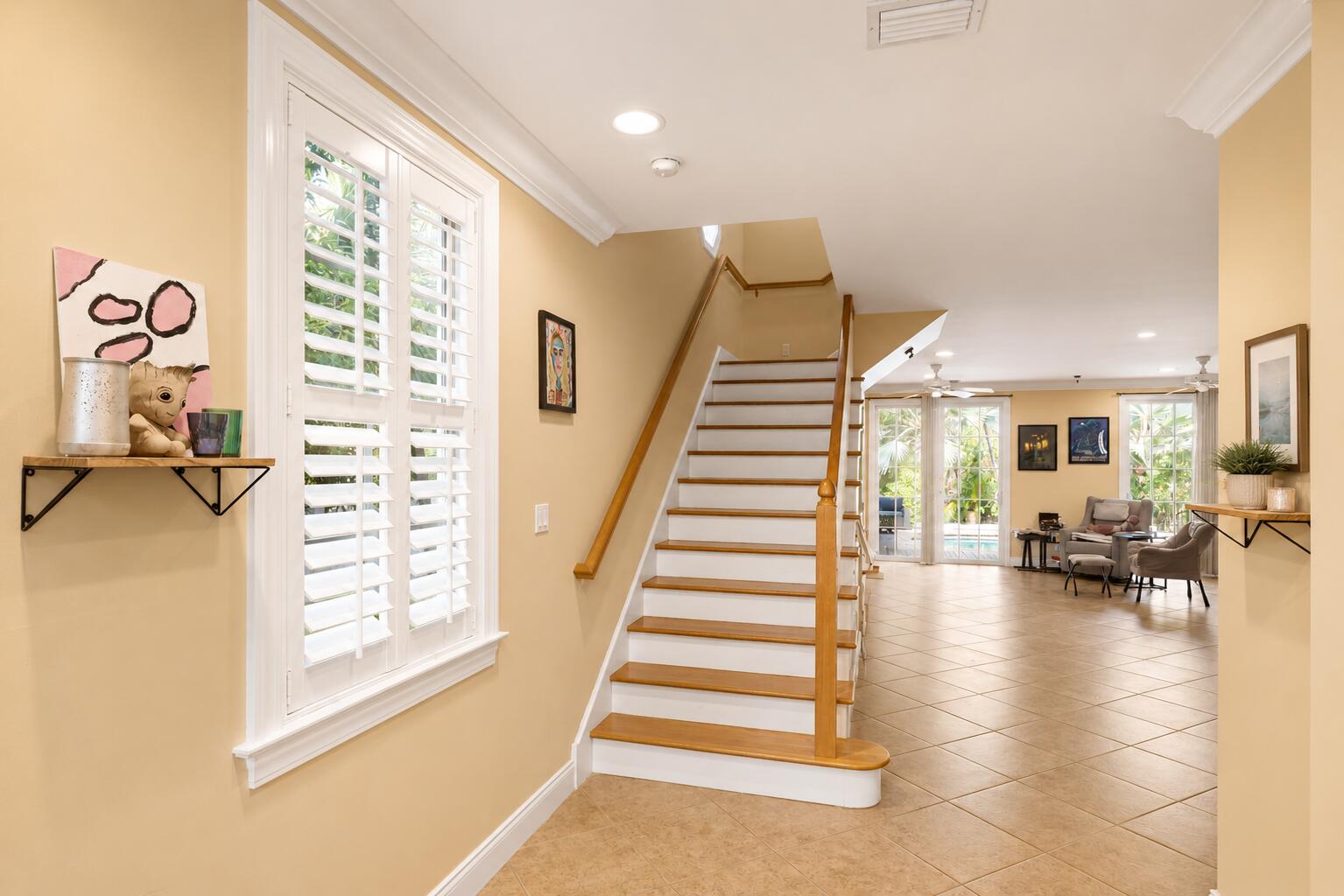 1030 Sandys Way Property Photo 6