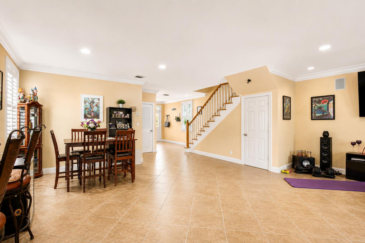 1030 Sandys Way Property Photo 7