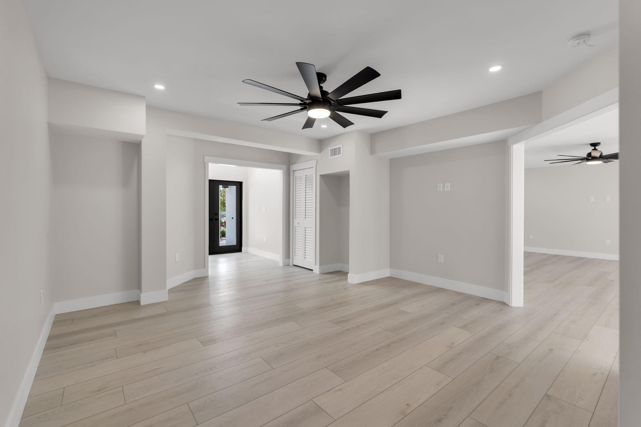 294 Saint Thomas Avenue Property Photo 43