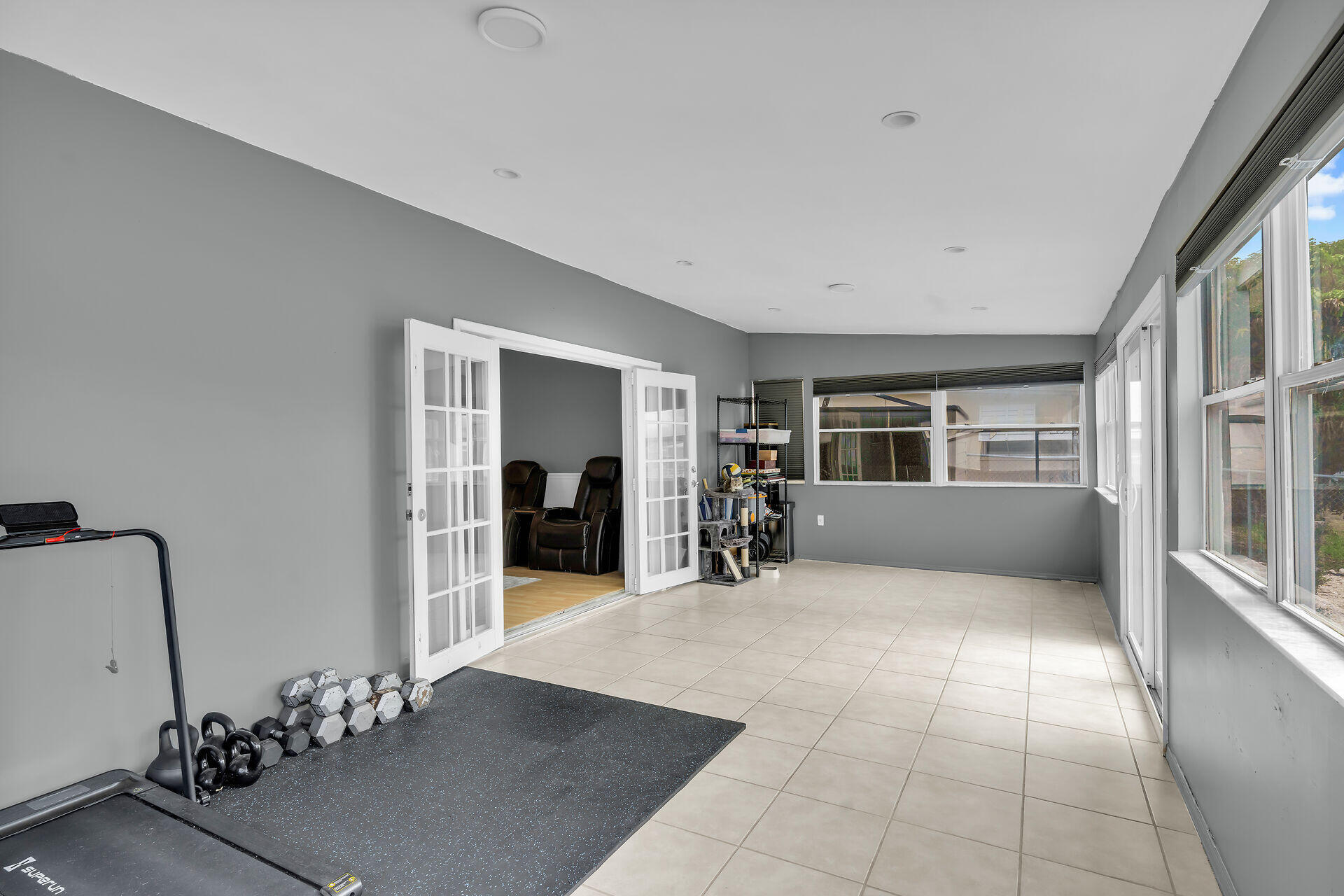 304 2nd Ter Property Photo 30