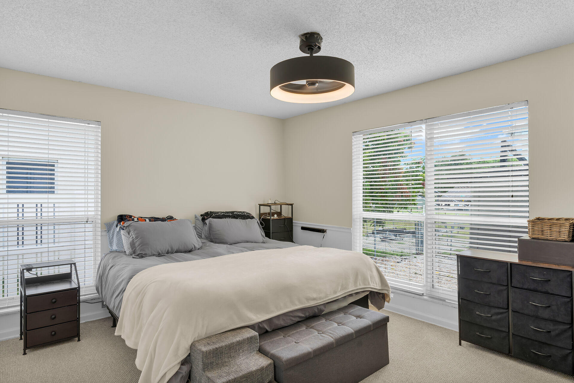 304 2nd Ter Property Photo 32