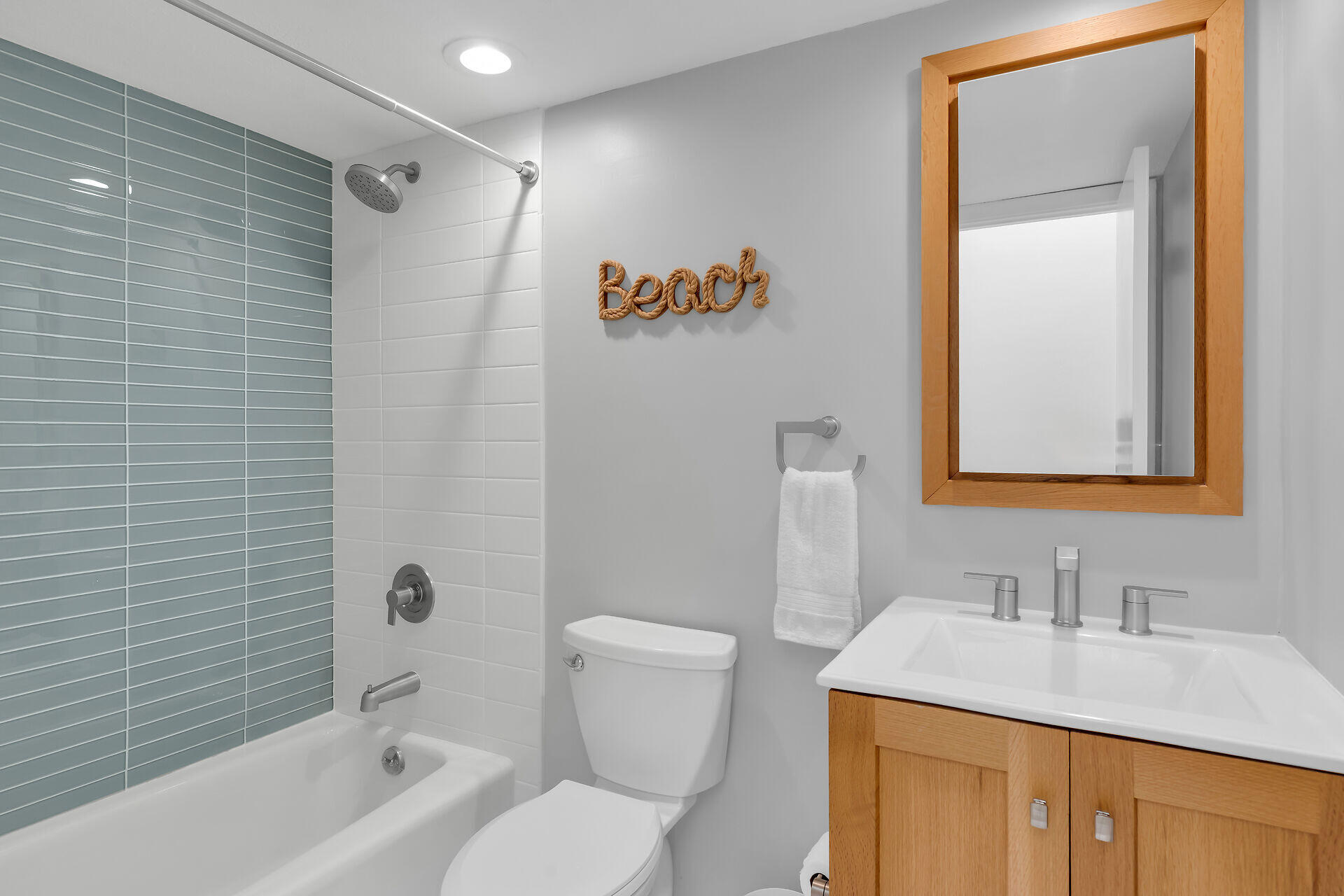 601 W Ocean Drive 316-d Property Photo 23