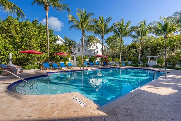 12411 Overseas Highway 4c Property Photo 9