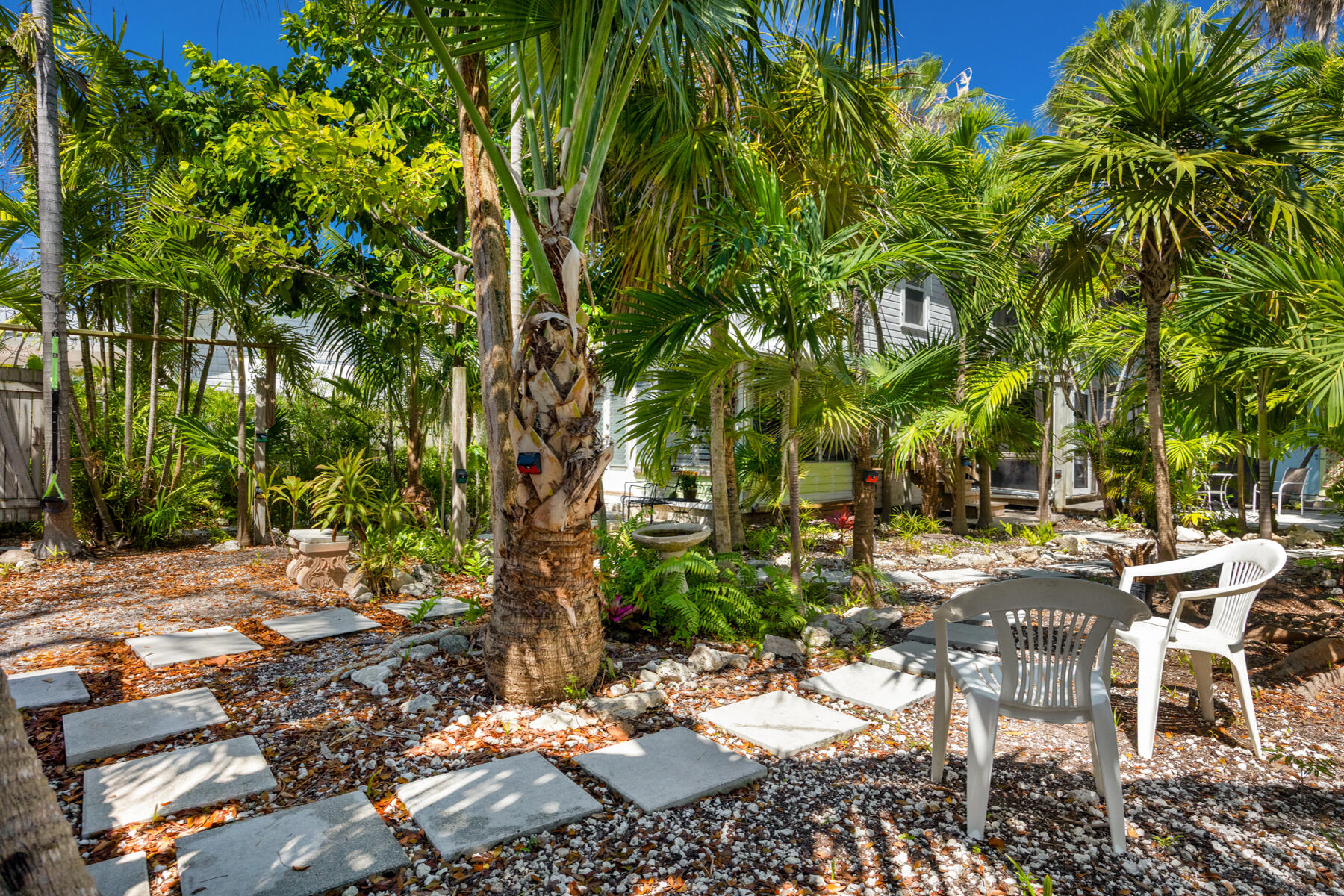 1911 Seidenberg Avenue Property Photo 8