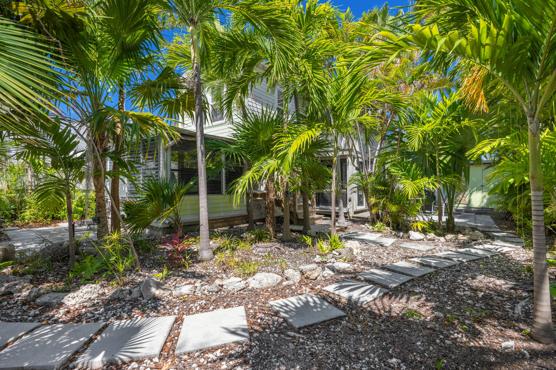 1911 Seidenberg Avenue Property Photo 12