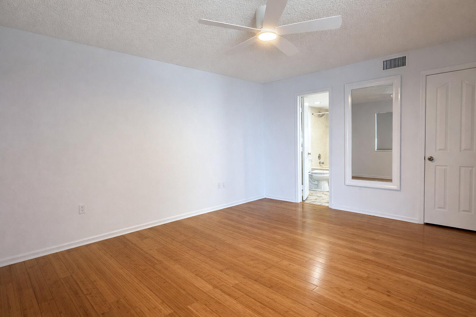 1901 S Roosevelt Boulevard 401s Property Photo 19