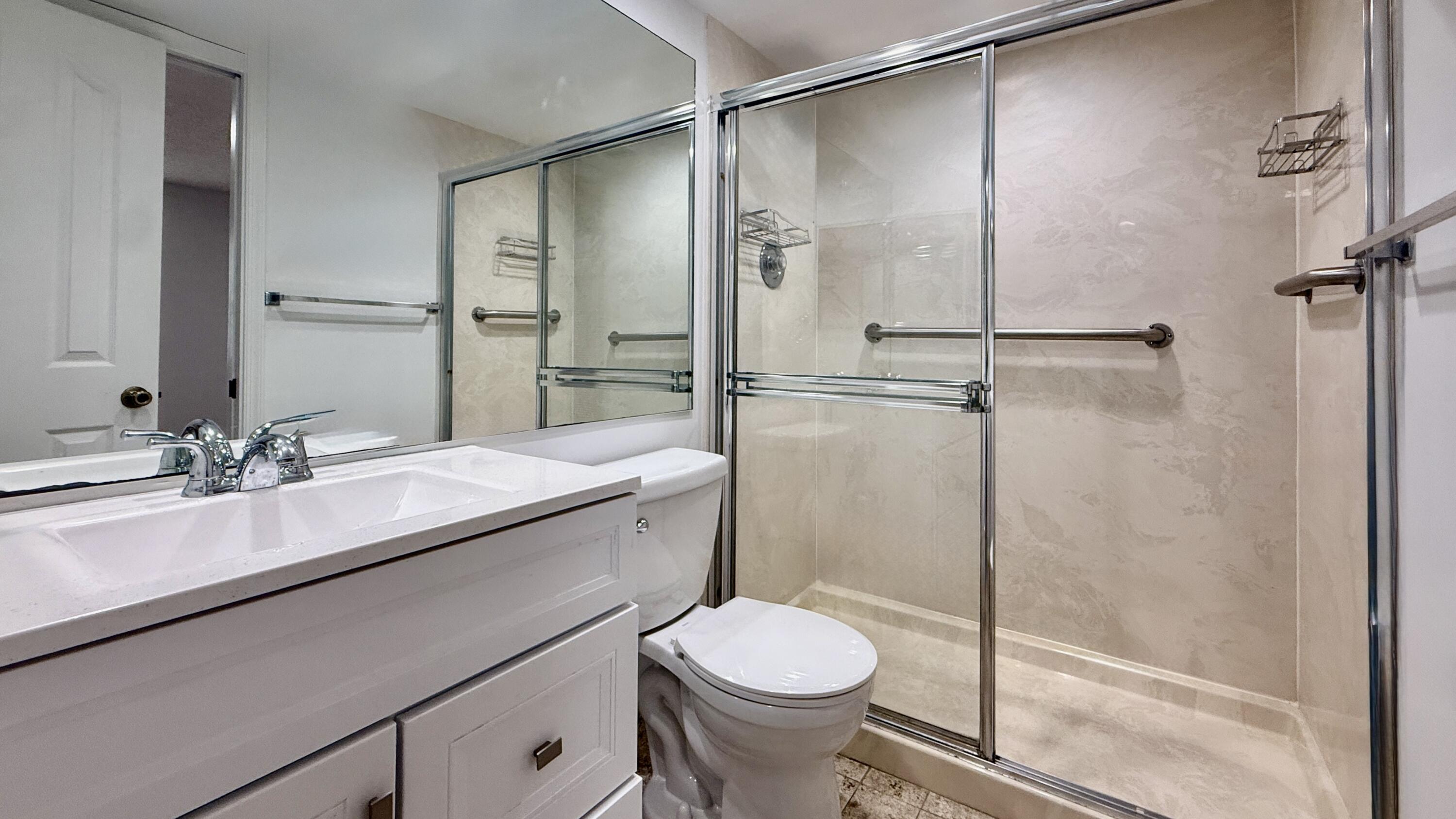 1901 S Roosevelt Boulevard 401s Property Photo 24