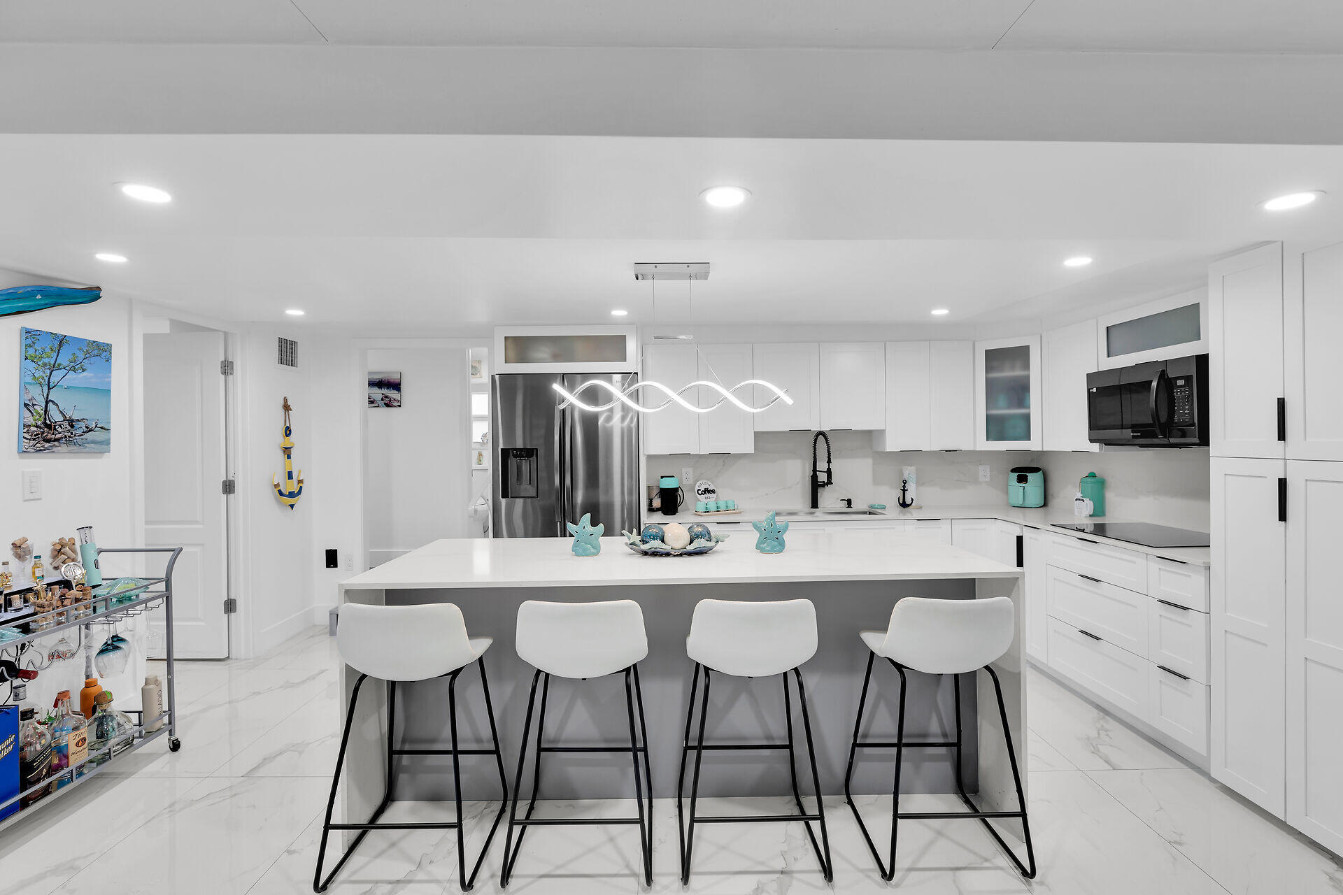 60 Bird Lane Property Photo 16