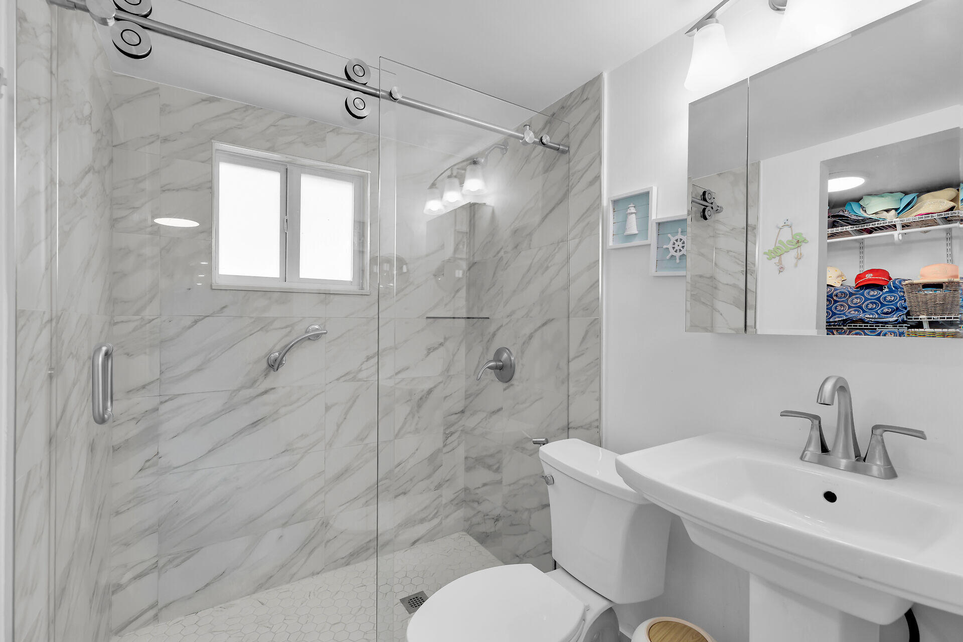 60 Bird Lane Property Photo 27