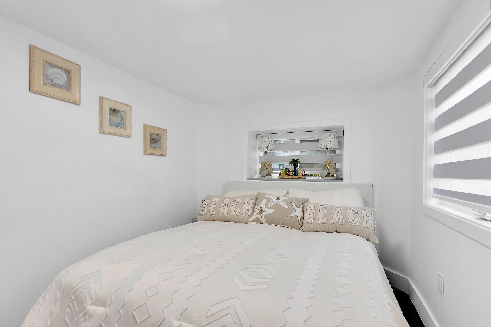60 Bird Lane Property Photo 33