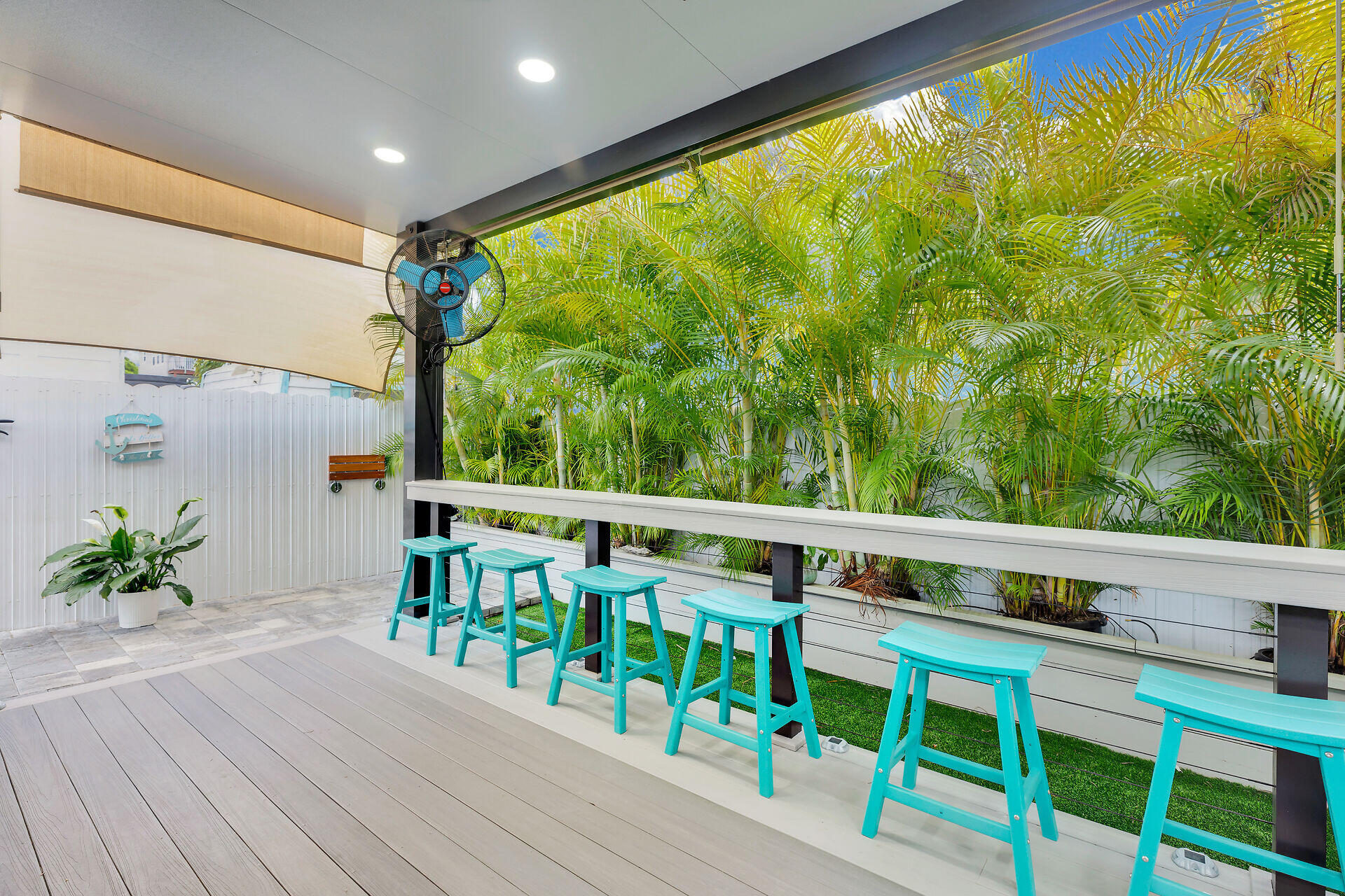 60 Bird Lane Property Photo 41
