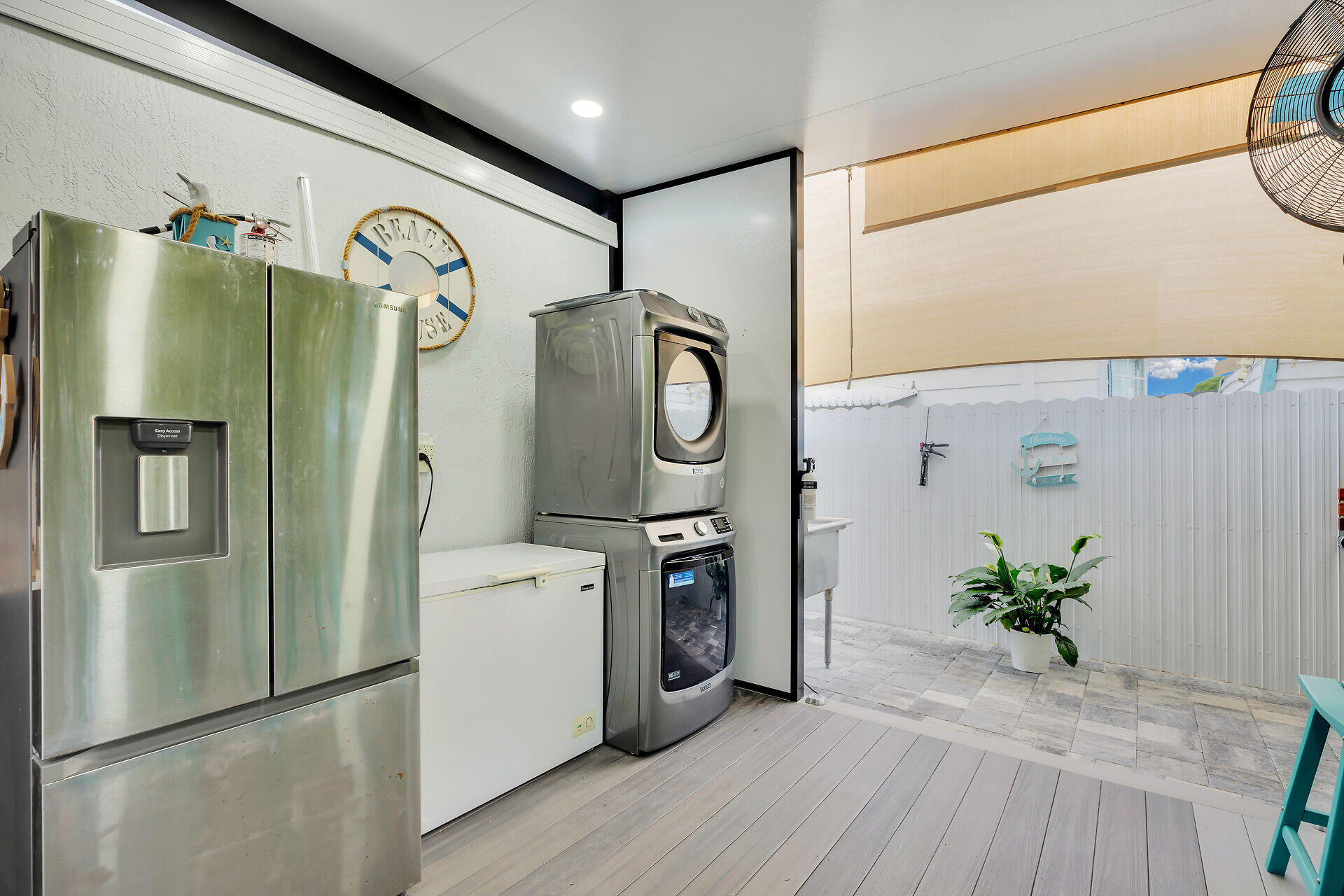 60 Bird Lane Property Photo 42