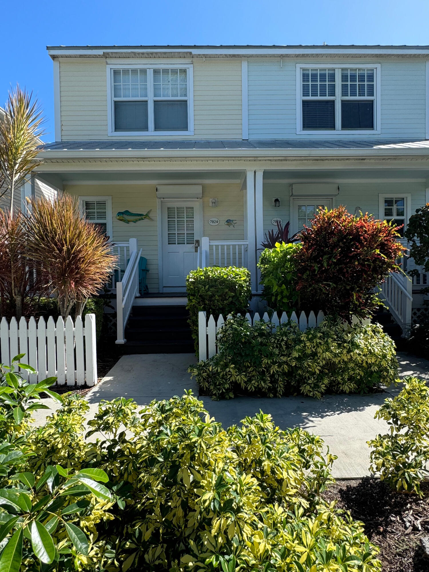 7024 Harbor Village Drive Property Photo 4