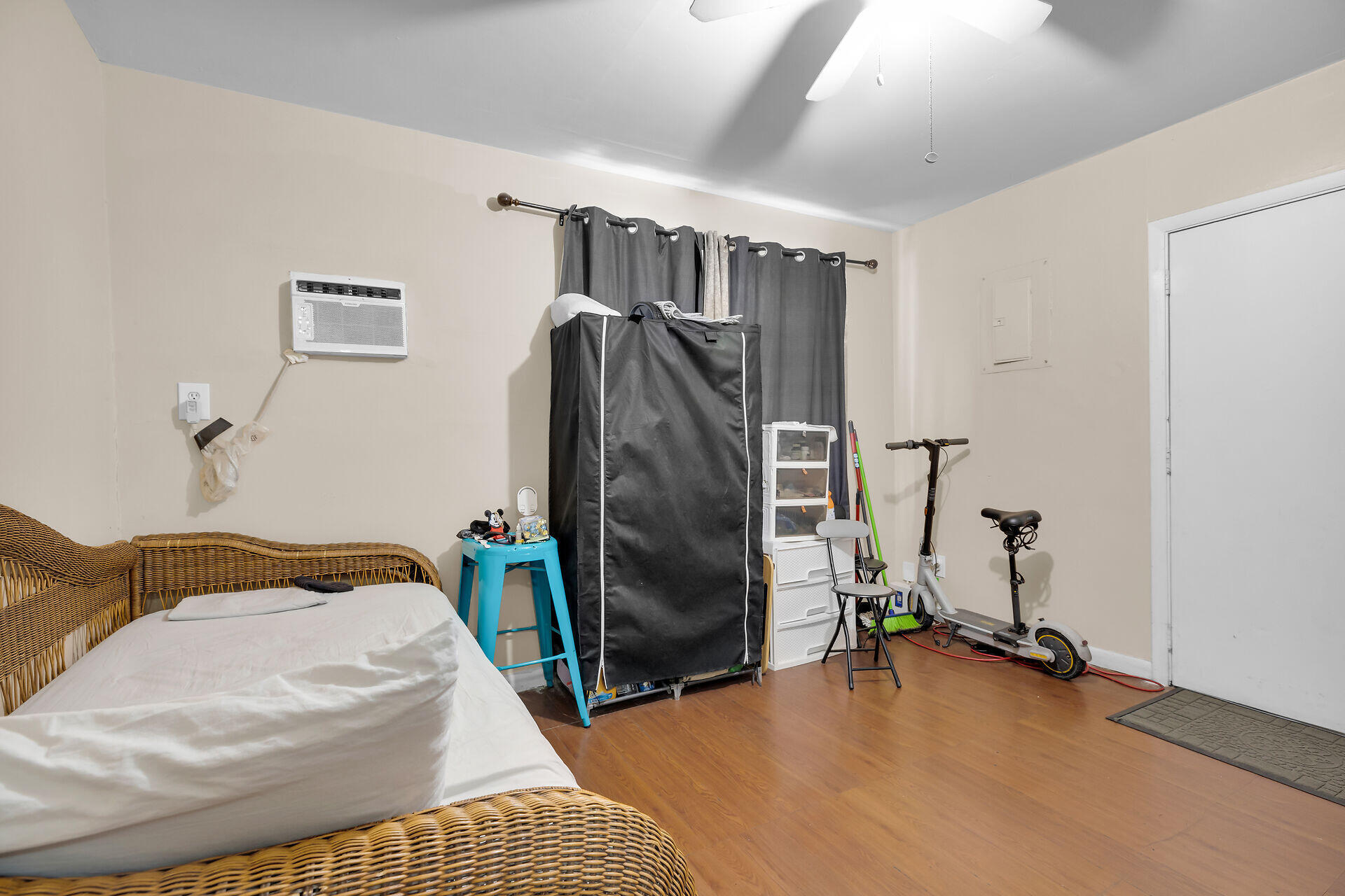 912 Pohalski Street Property Photo 45