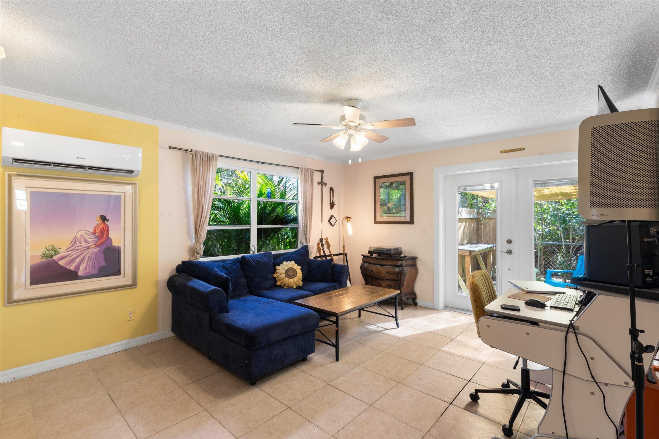 29284 Coconut Palm Drive Property Photo 3