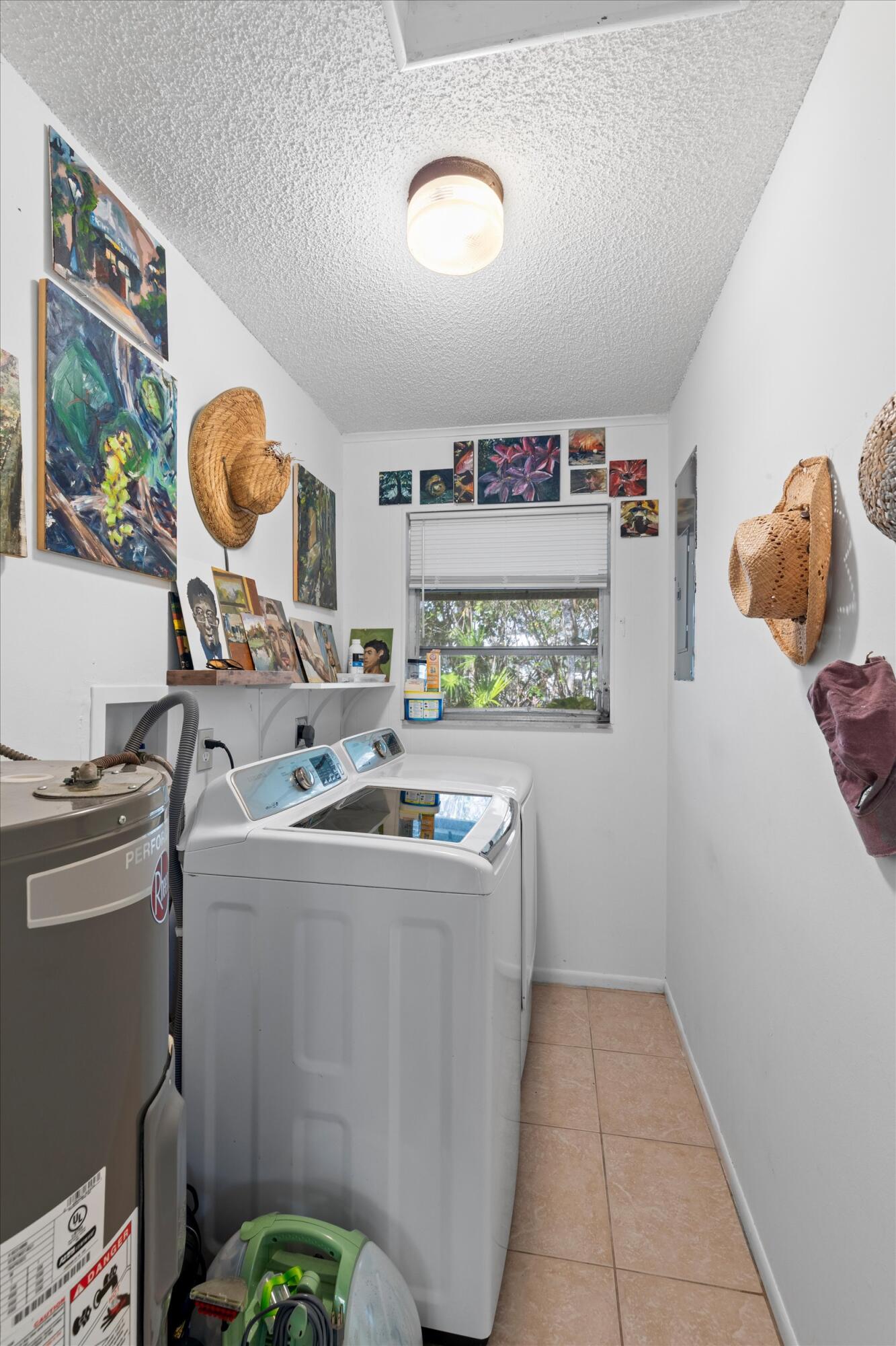 29284 Coconut Palm Drive Property Photo 8