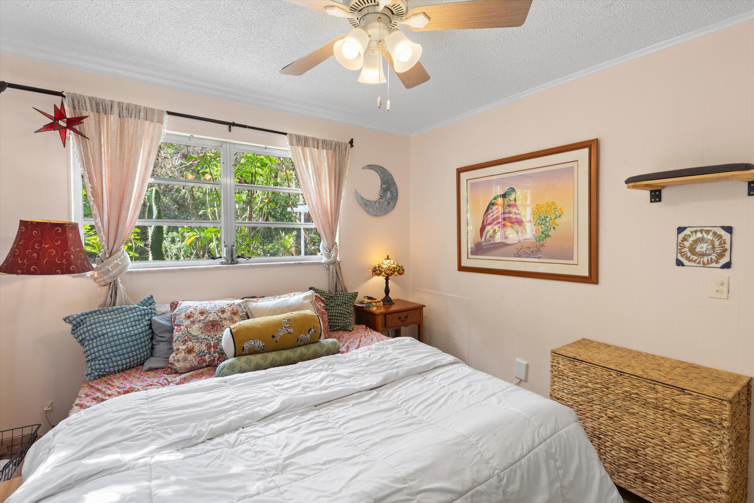 29284 Coconut Palm Drive Property Photo 10