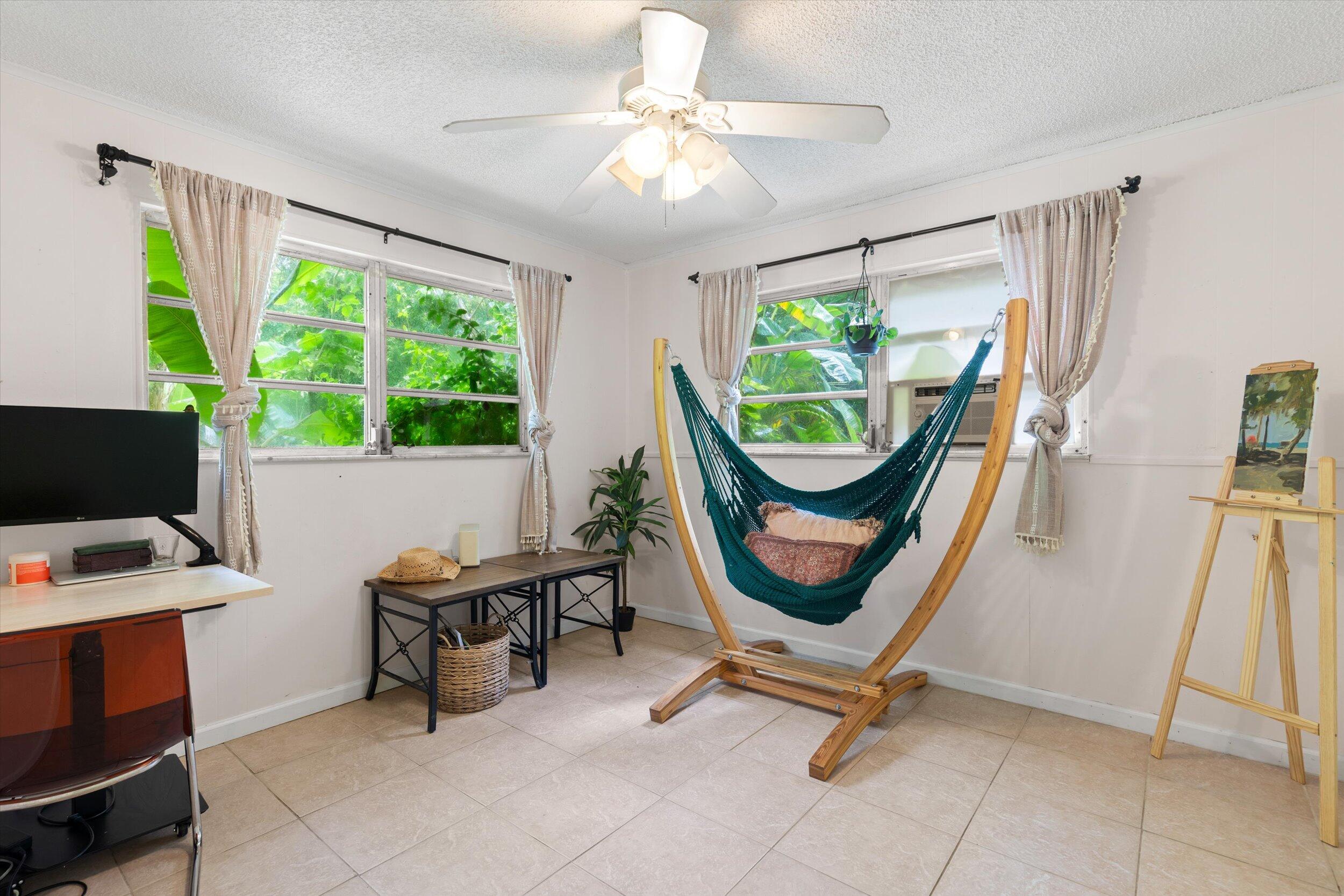 29284 Coconut Palm Drive Property Photo 15