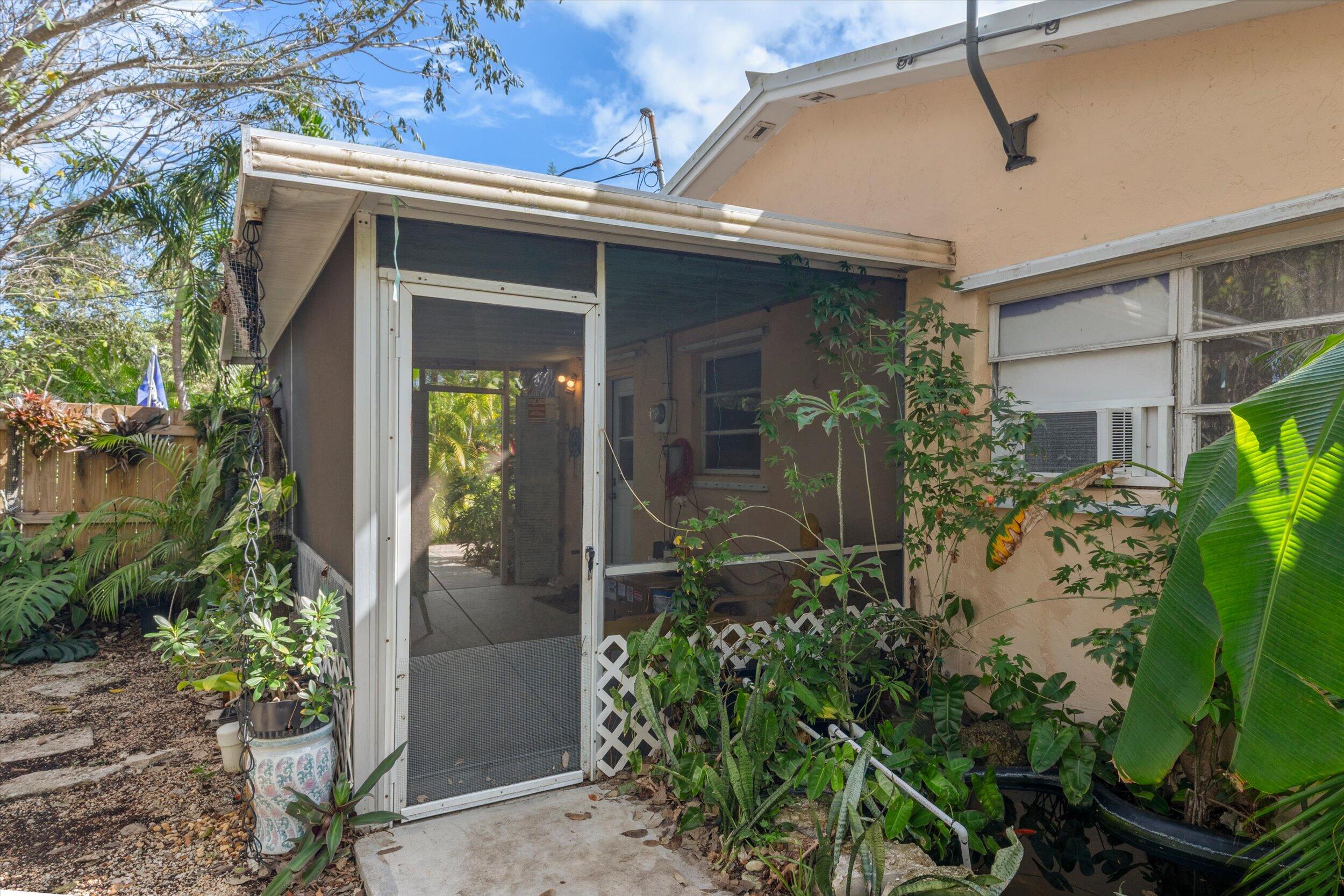 29284 Coconut Palm Drive Property Photo 21