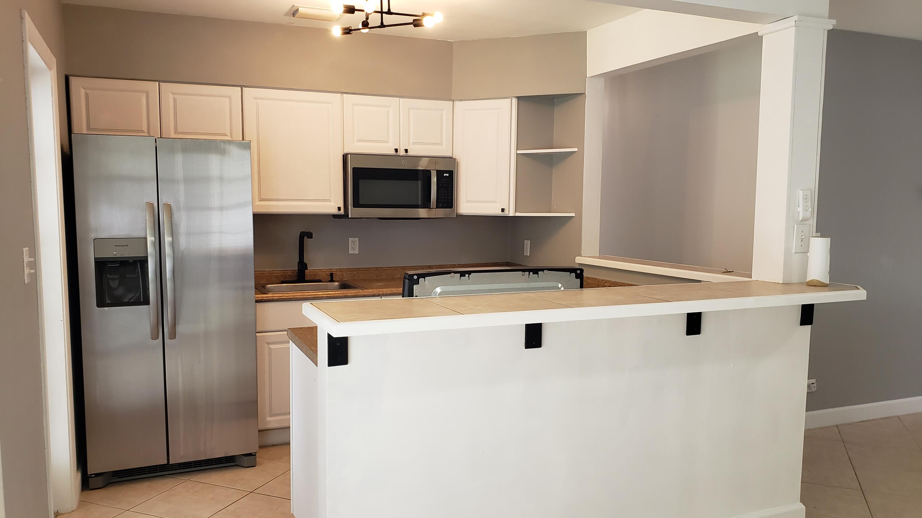 1227 20th Property Photo 5