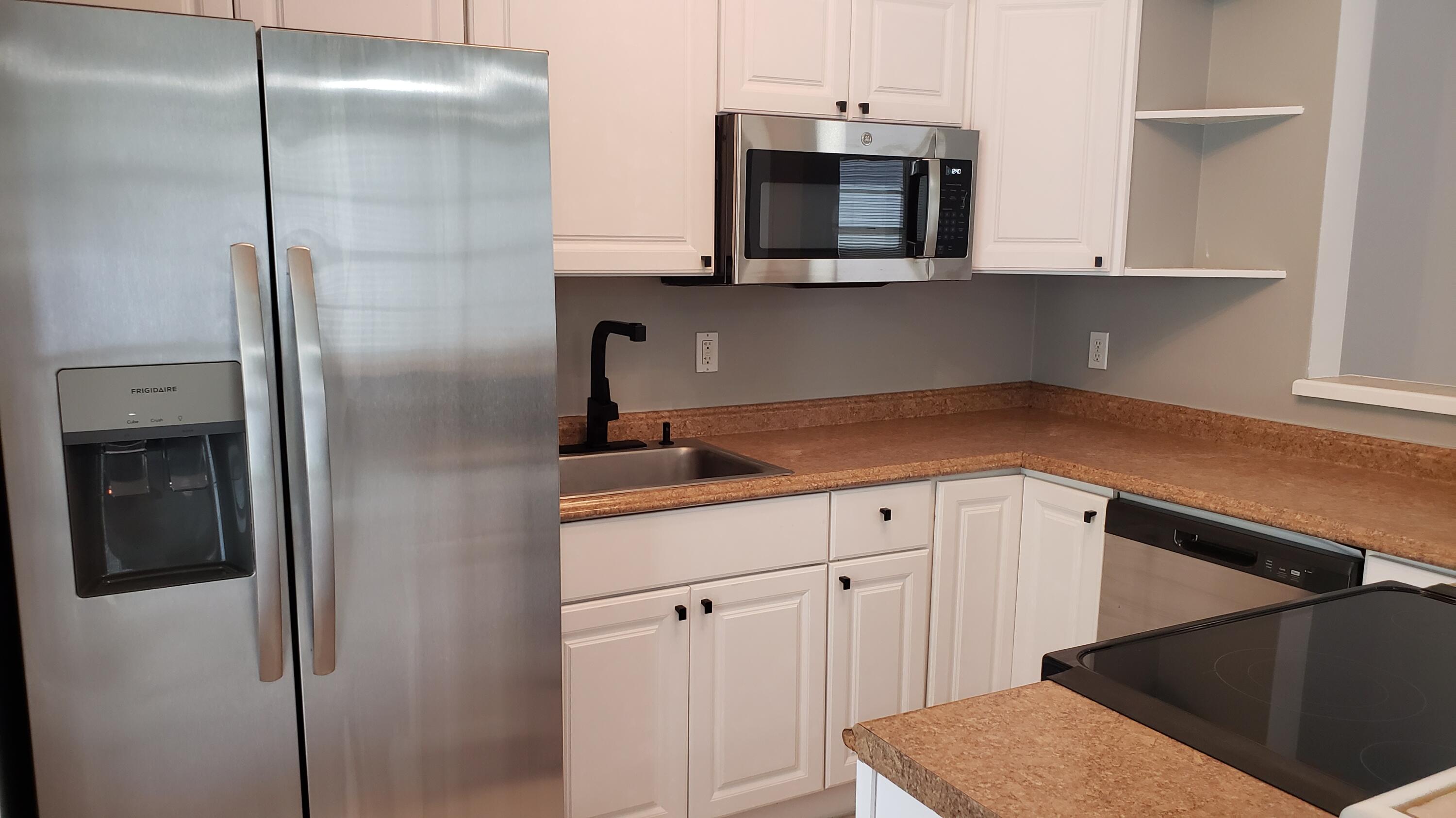 1227 20th Property Photo 6