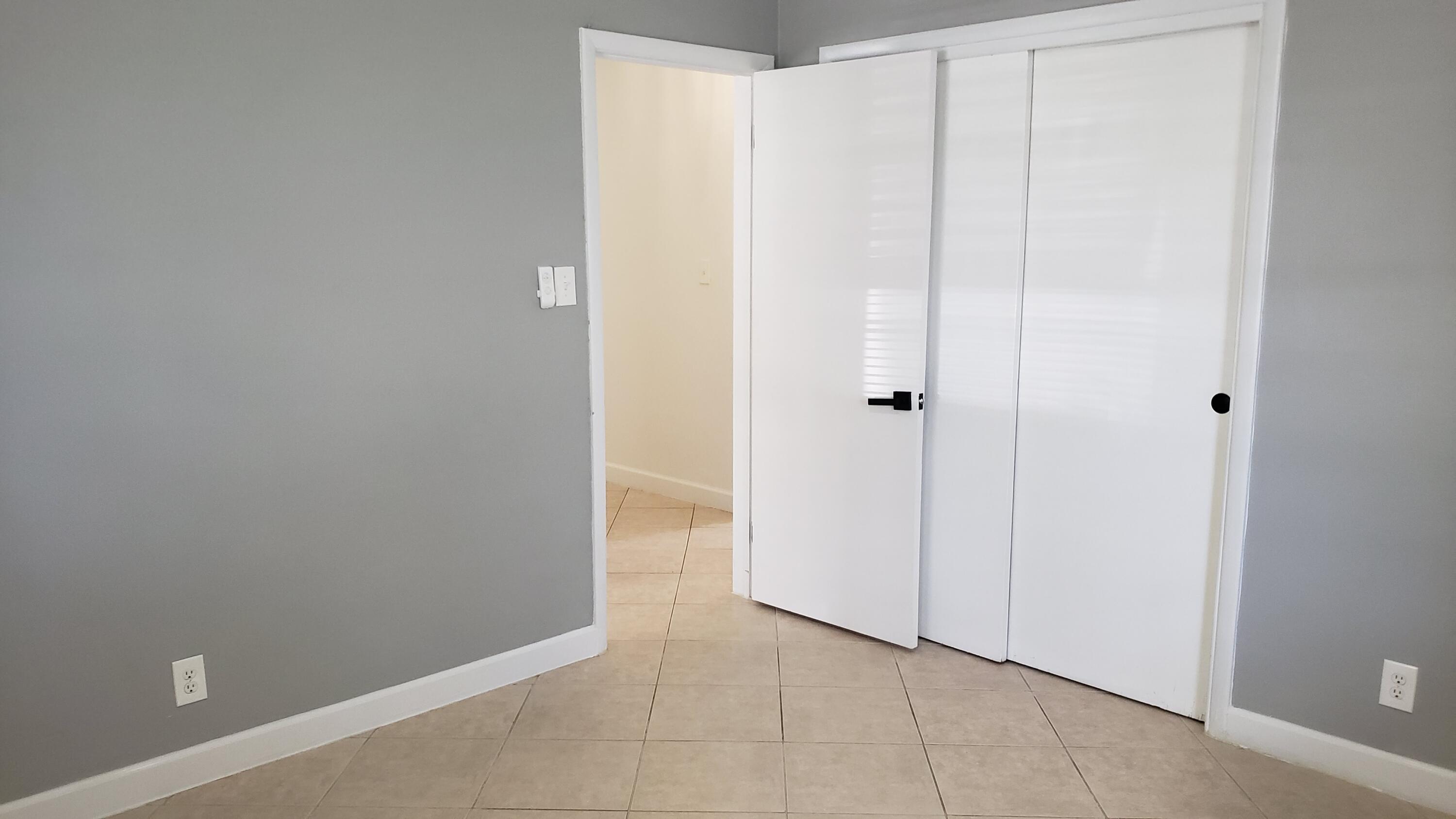1227 20th Property Photo 14