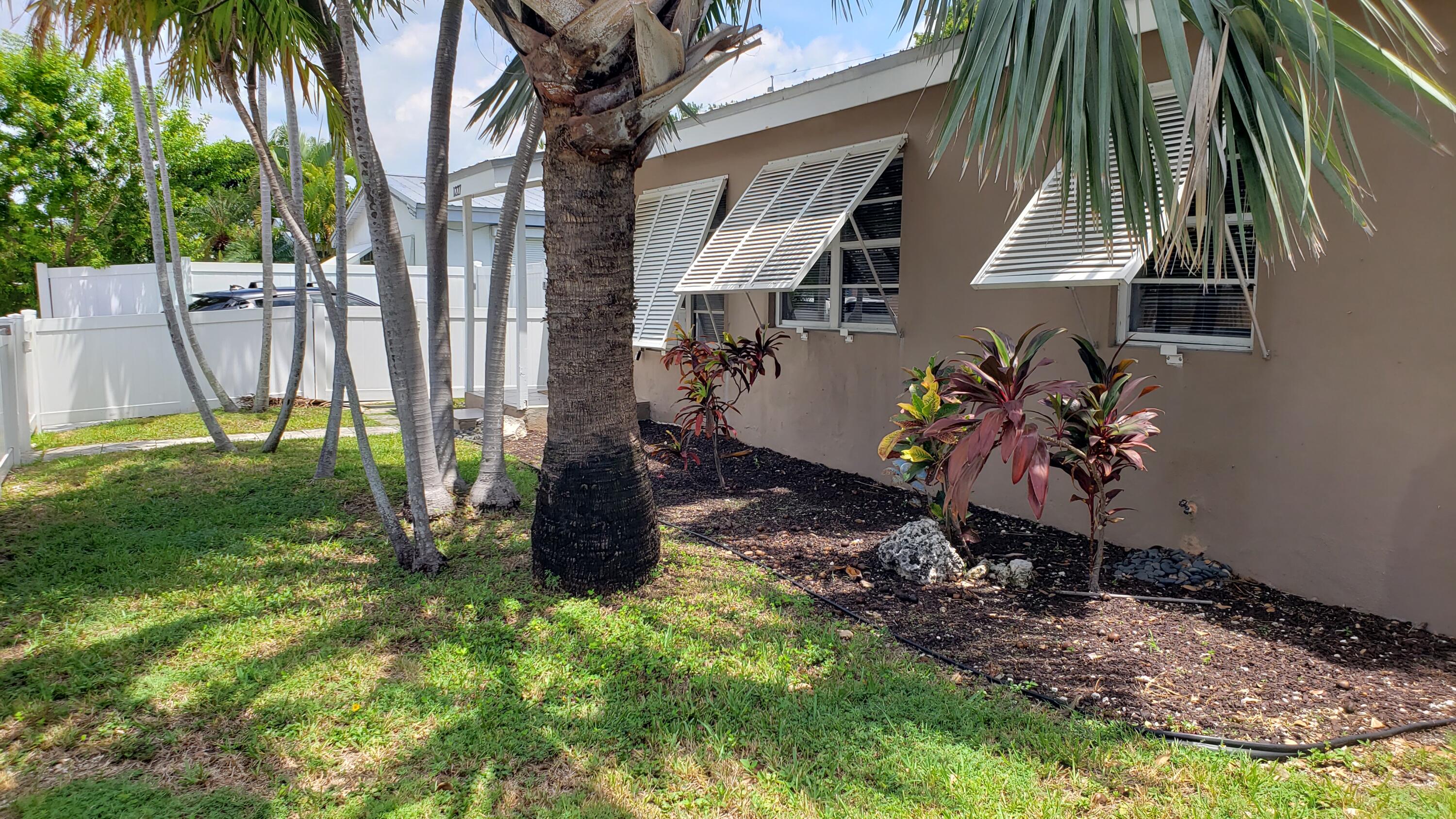 1227 20th Property Photo 28