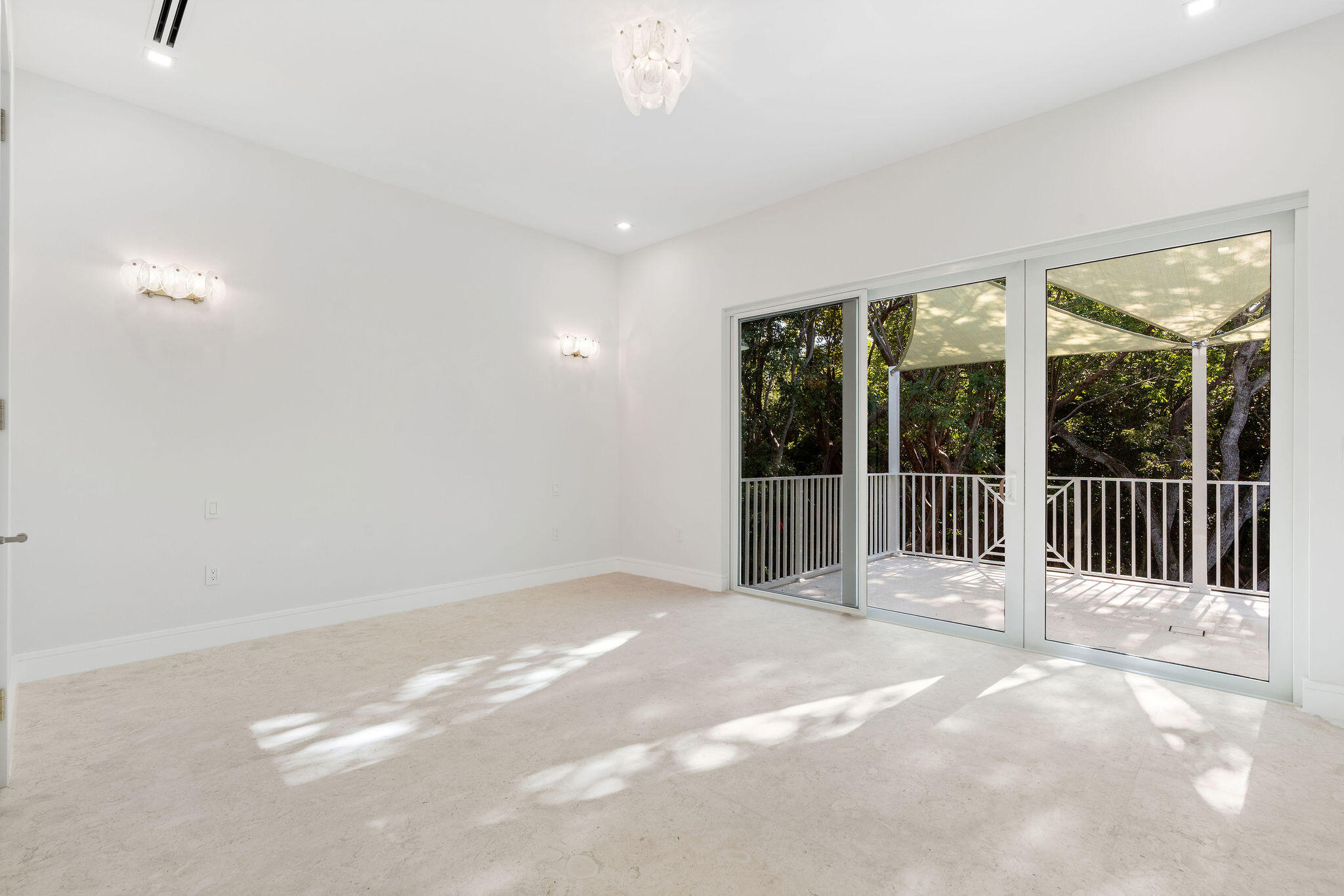 114 Royal Lane Property Photo 26
