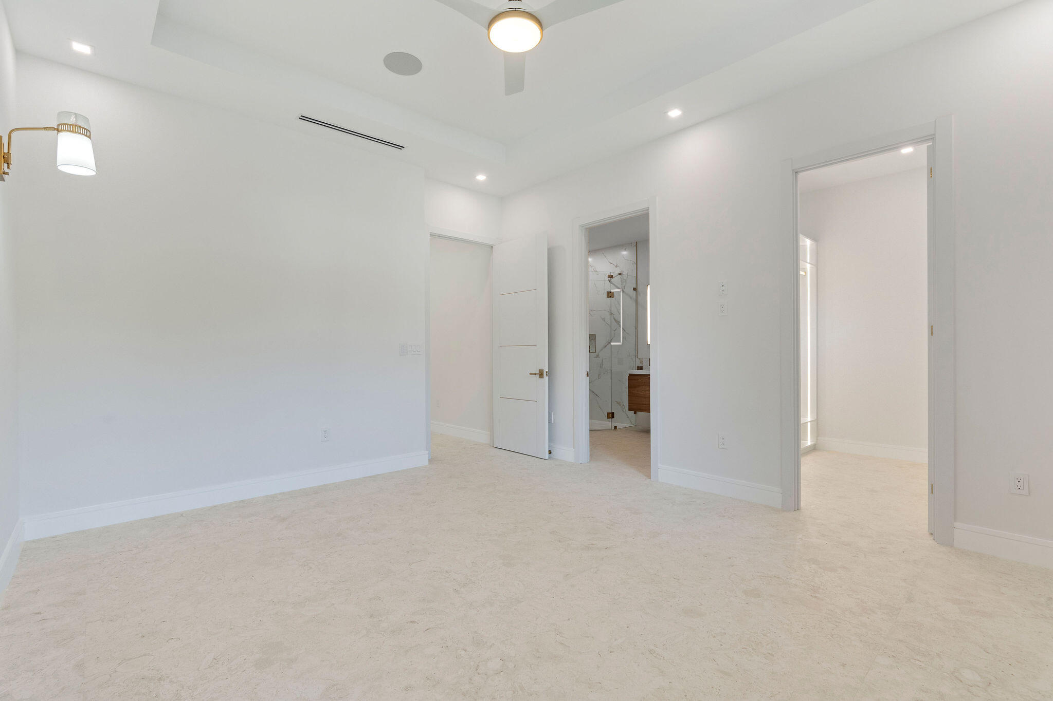 114 Royal Lane Property Photo 48