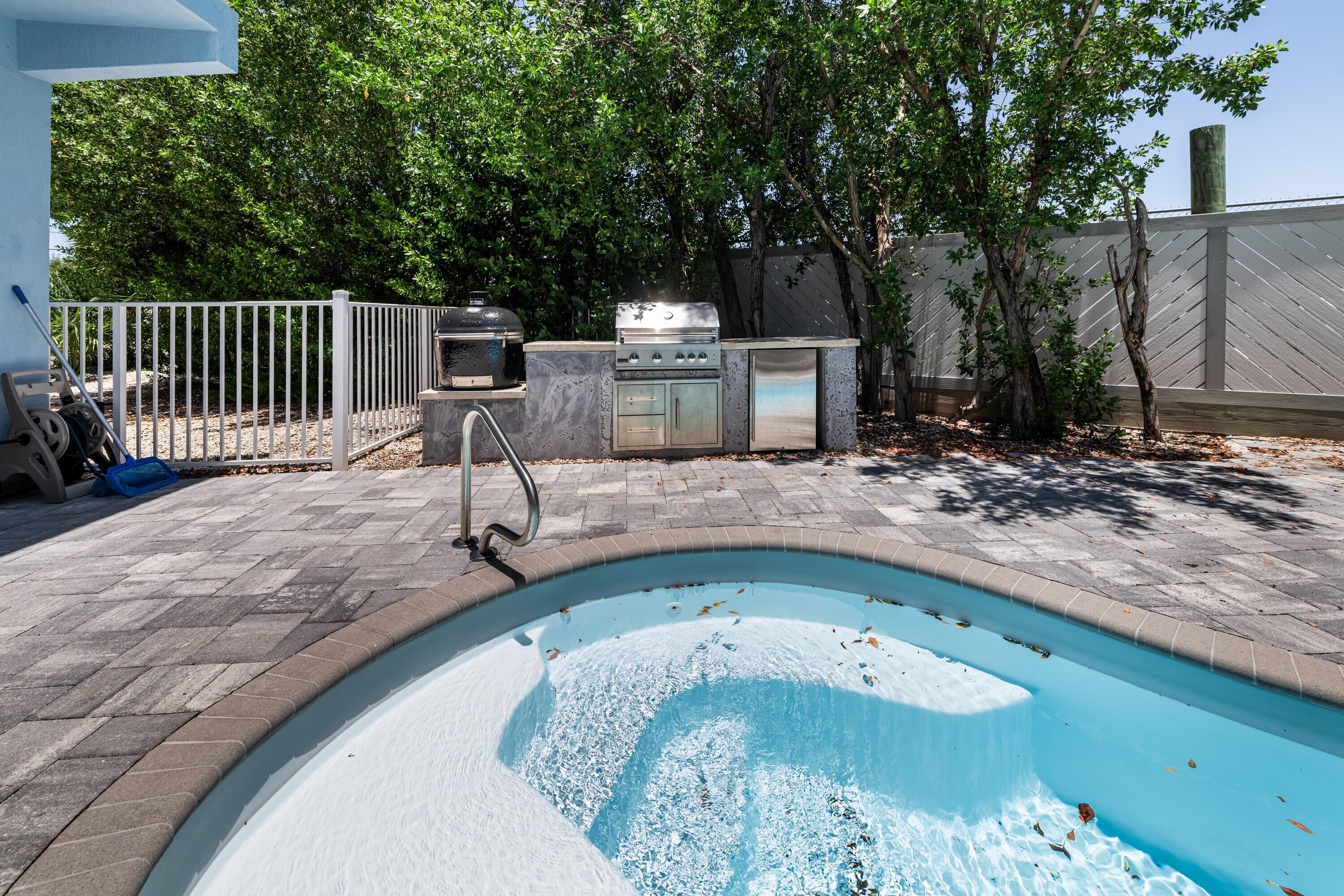 101 Avenue D Property Photo 47