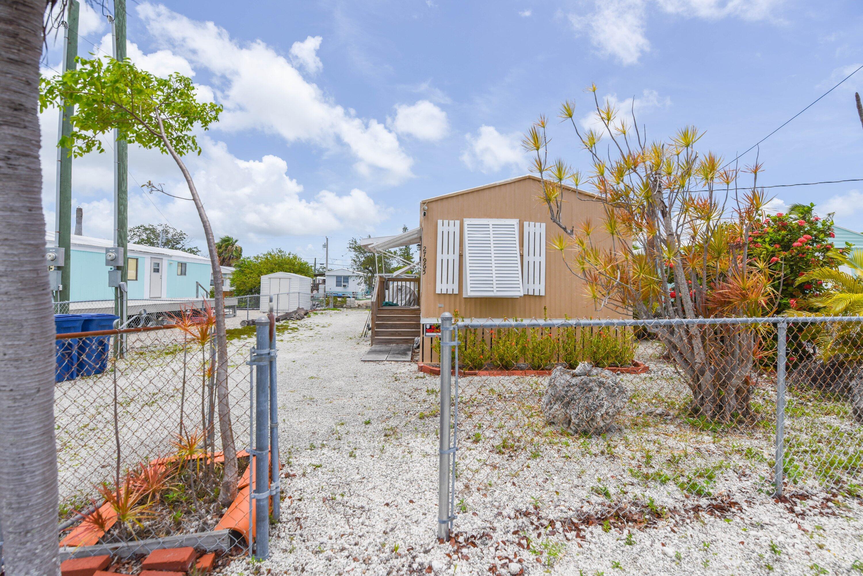 27965 Tarpon Terrace Property Photo 2