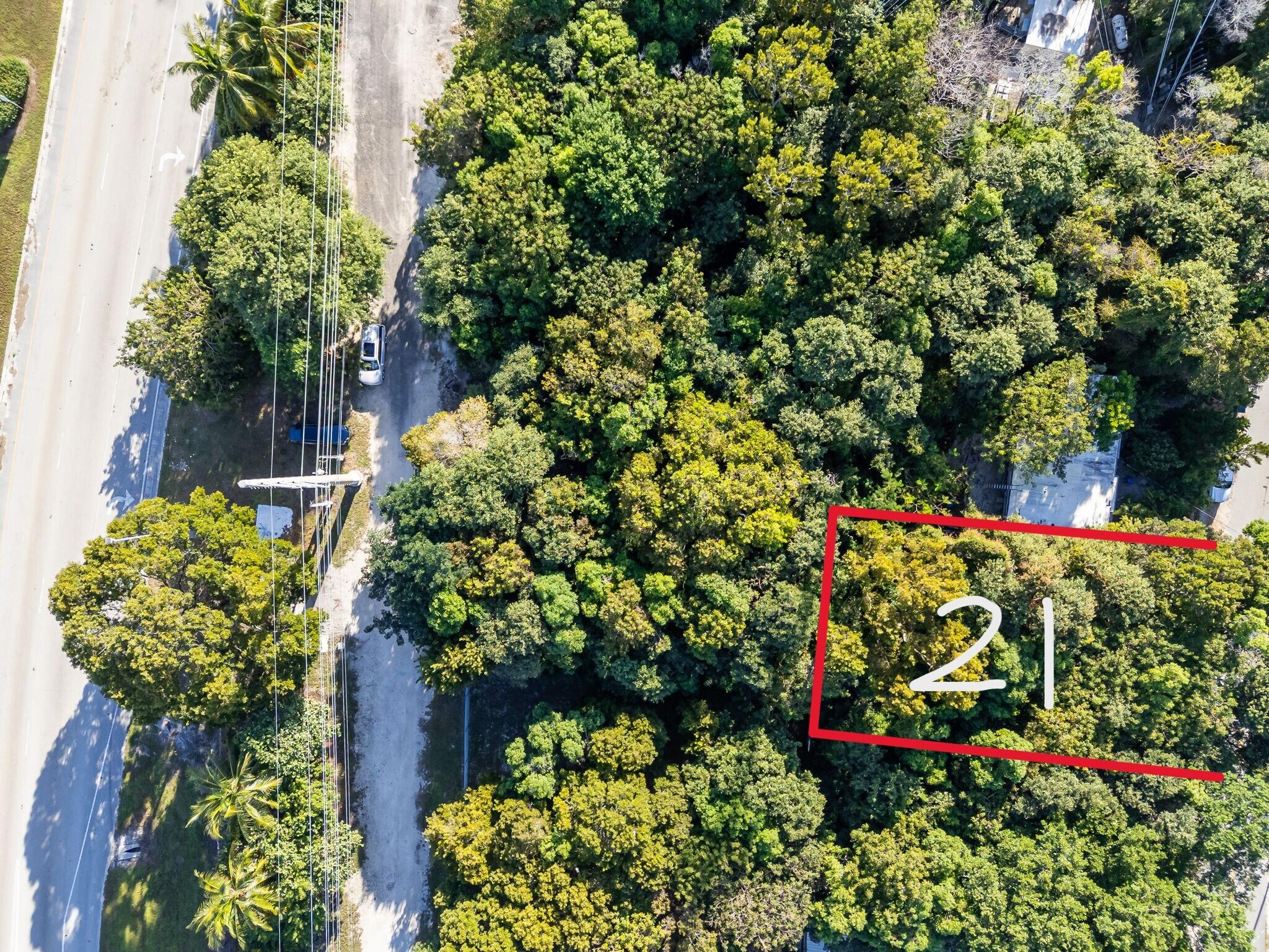 811 Largo Road Property Photo 2
