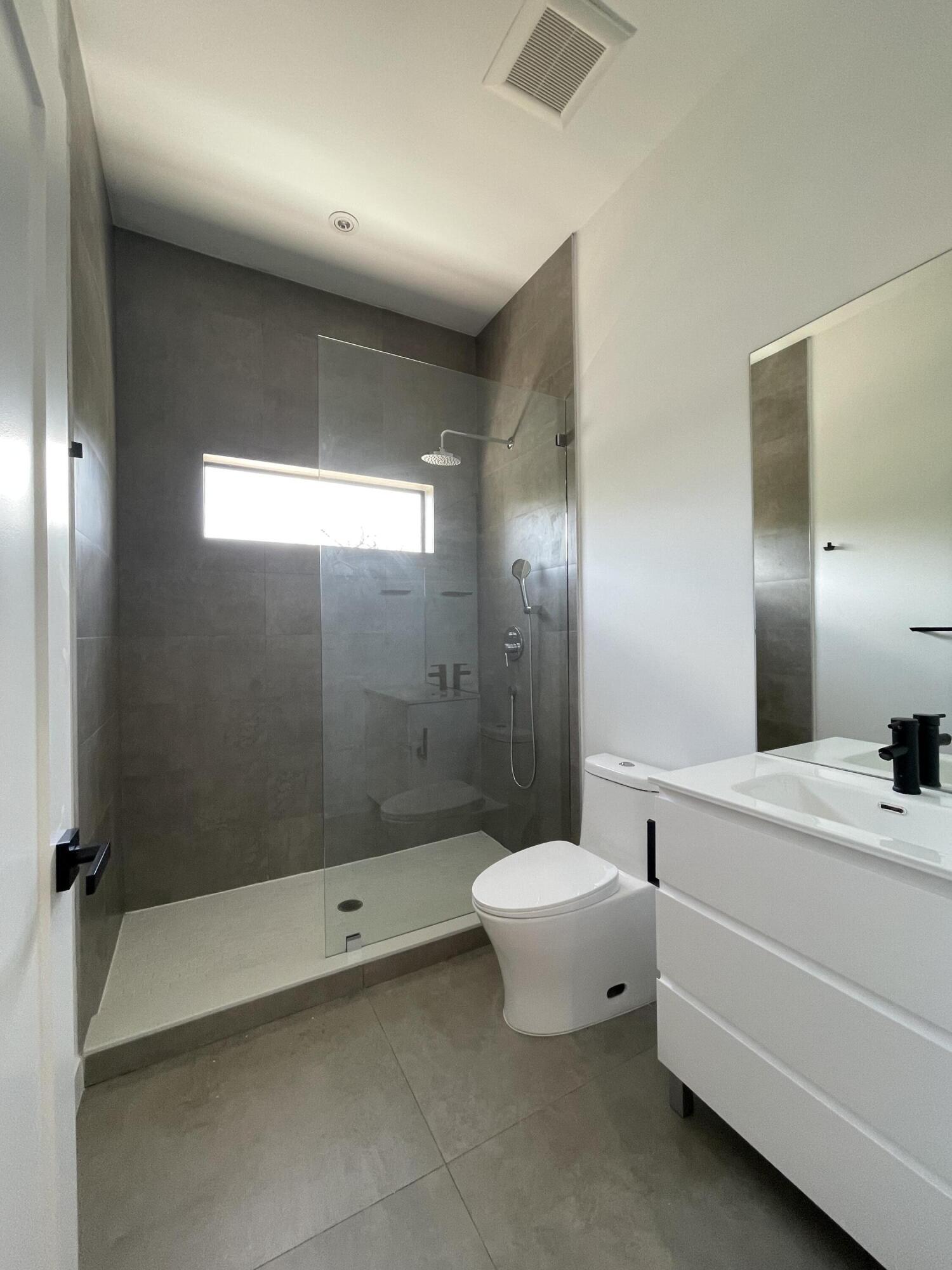 901 Estall Street Property Photo 13